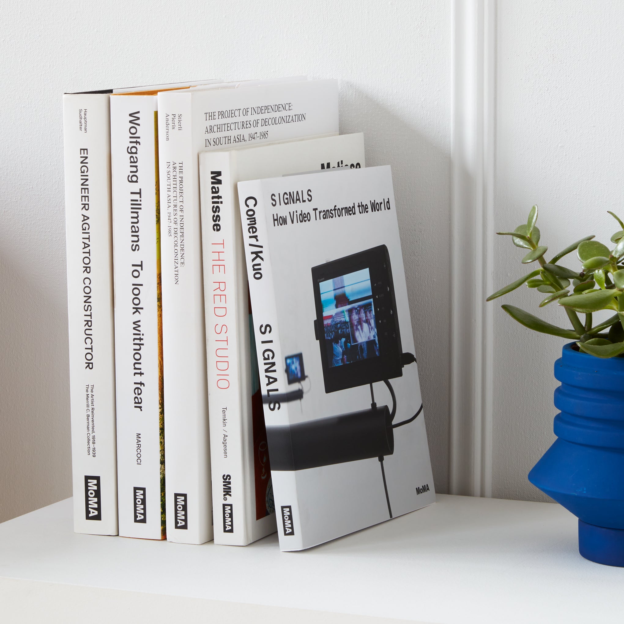 Signals: How Video Transformed the World - Paperback – MoMA Design Store