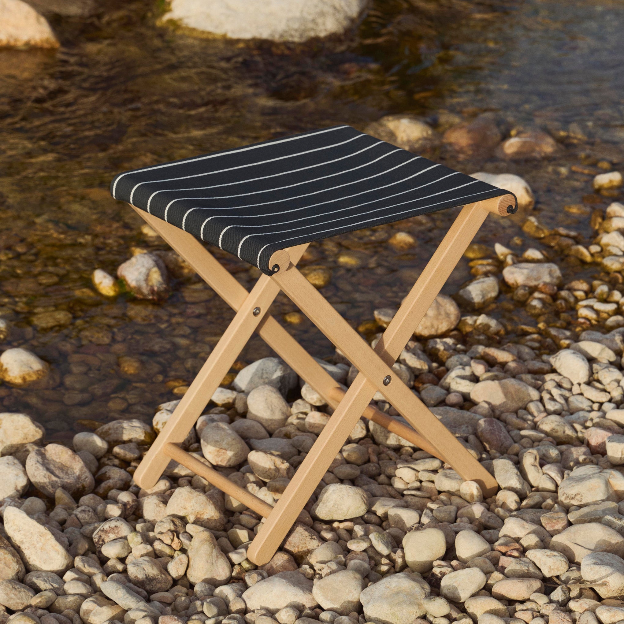 HAY Outdoor Market by Jasper Morrison Shop Folding Stool - Black
