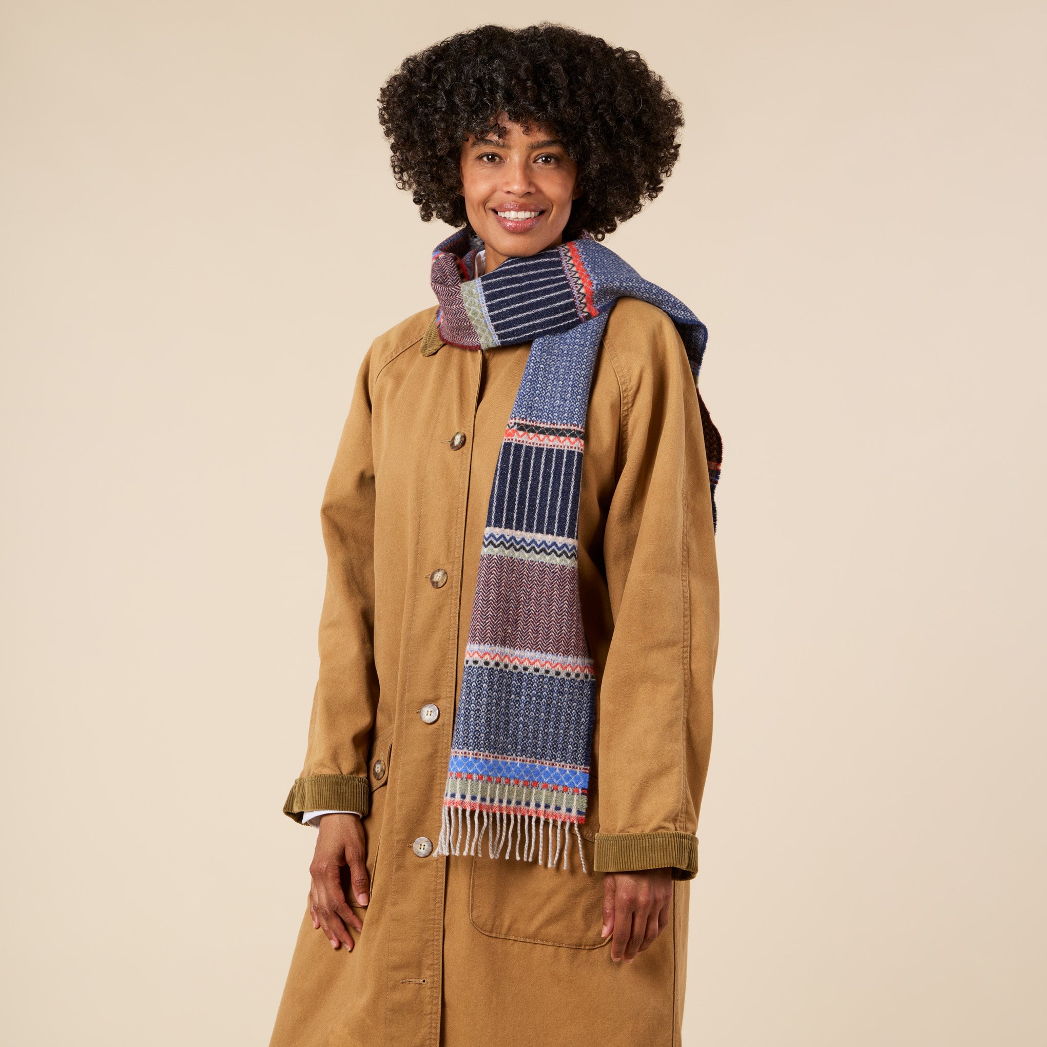 サル‼️ Wallace Sewell Cassia Lambswool Scarf - Fossil – MoMA Design Store