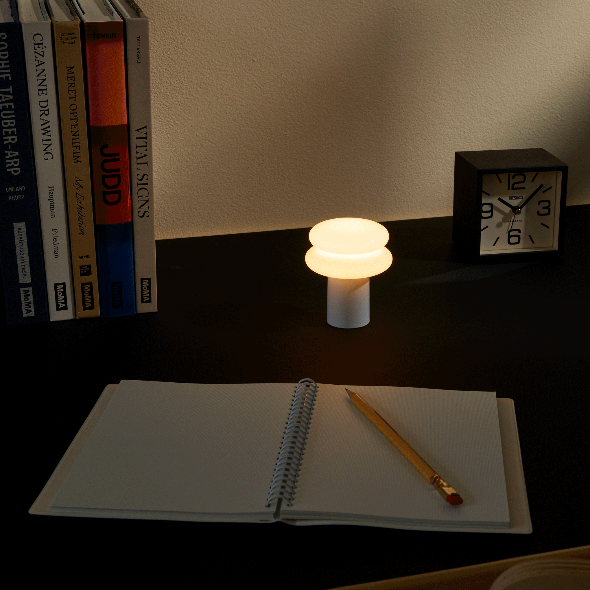 Snowman 8 Mini Portable Lamp - Ice Blue – MoMA Design Store