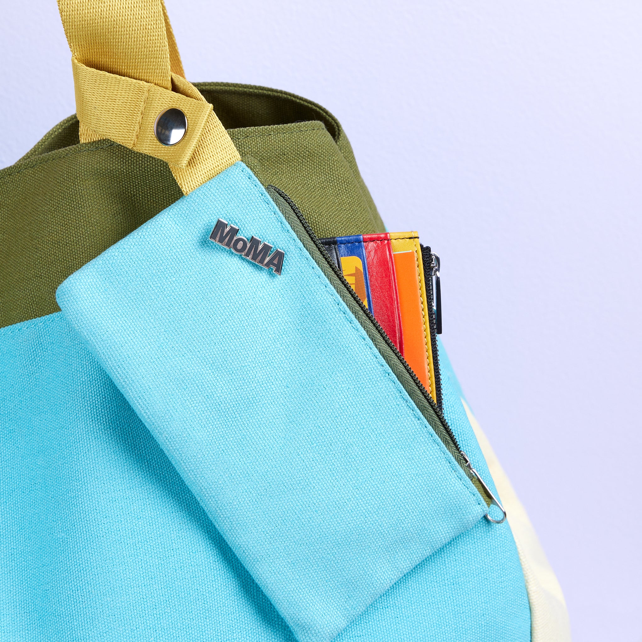 MoMA Logo Enamel Pin – MoMA Design Store