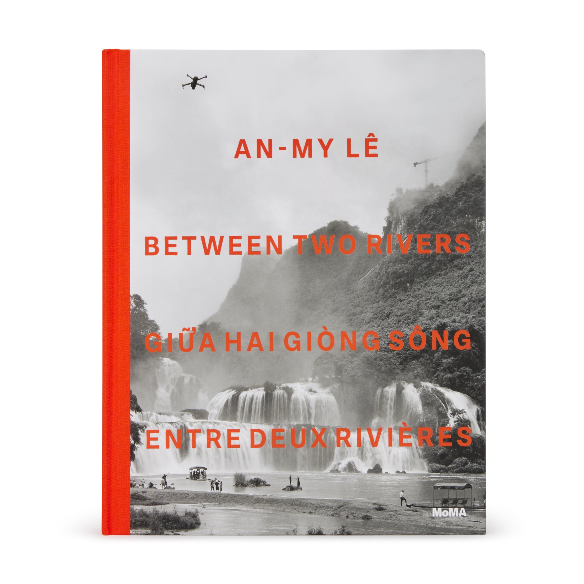 An-My Lê: Between Two Rivers - Hardcover
