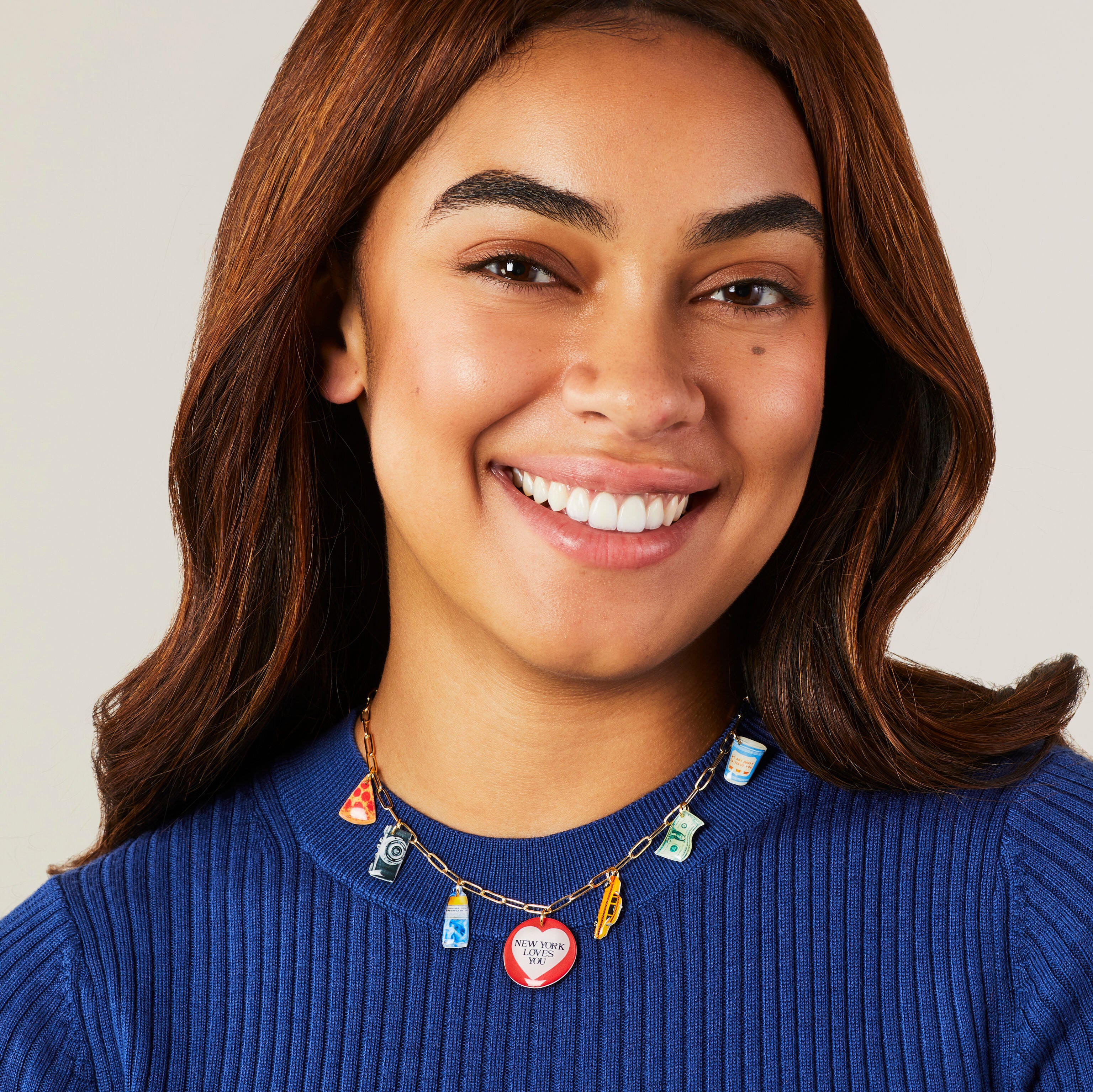 Haricot Vert NYC Charm Necklace – MoMA Design Store