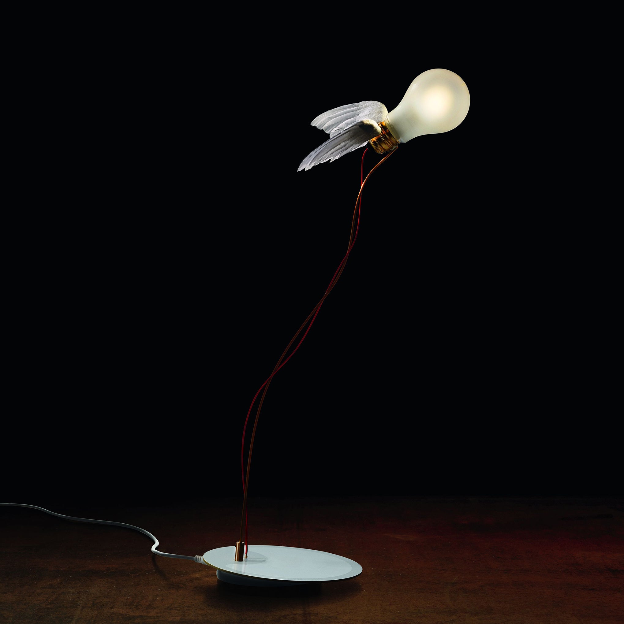 Ingo Maurer Lucellino LED Table Lamp in White