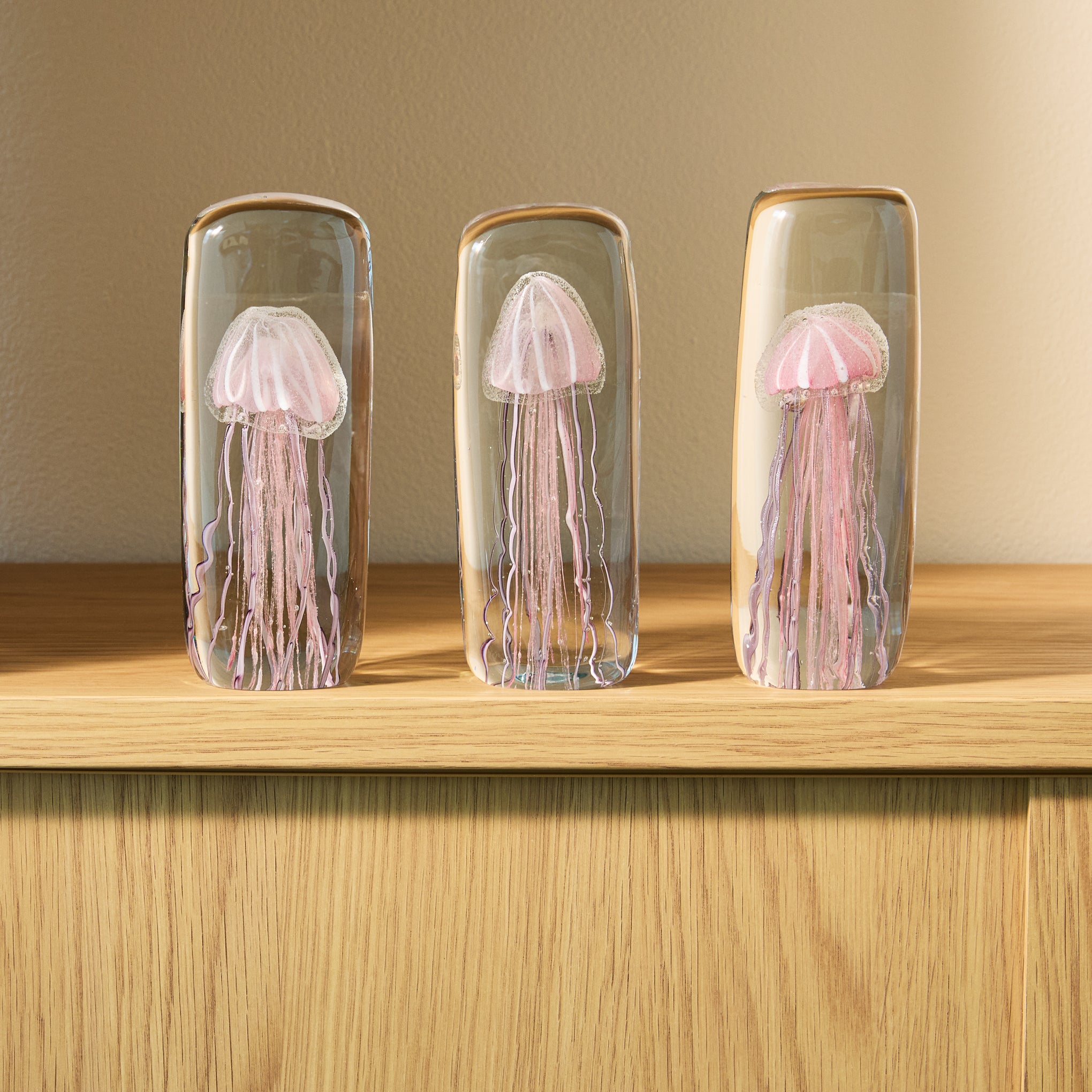 moil o アートピース② Jellyfish Glass Objet d'Art - Tall Pink – MoMA Design Store