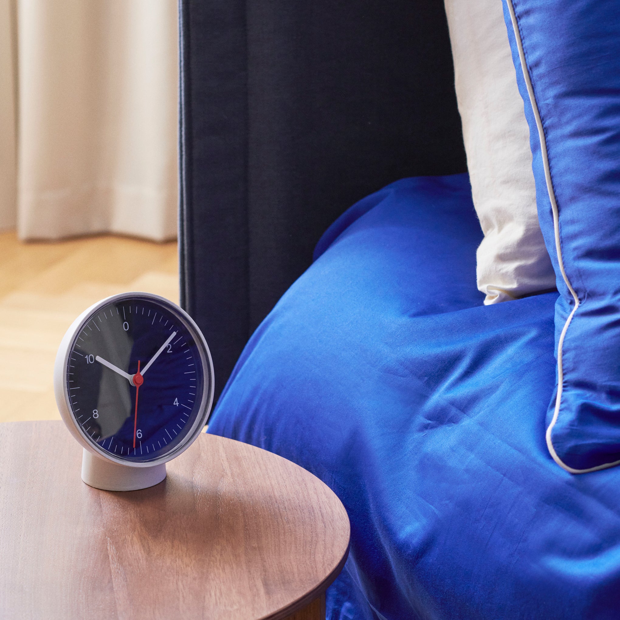 HAY Jasper Morrison Table Clock - Black – MoMA Design Store