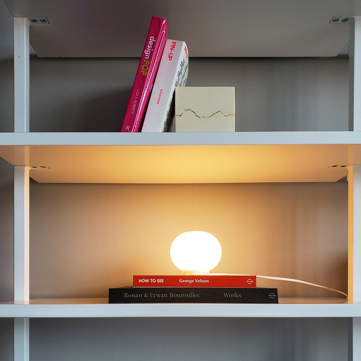 Glo-Ball Mini Table Lamp – MoMA Design Store