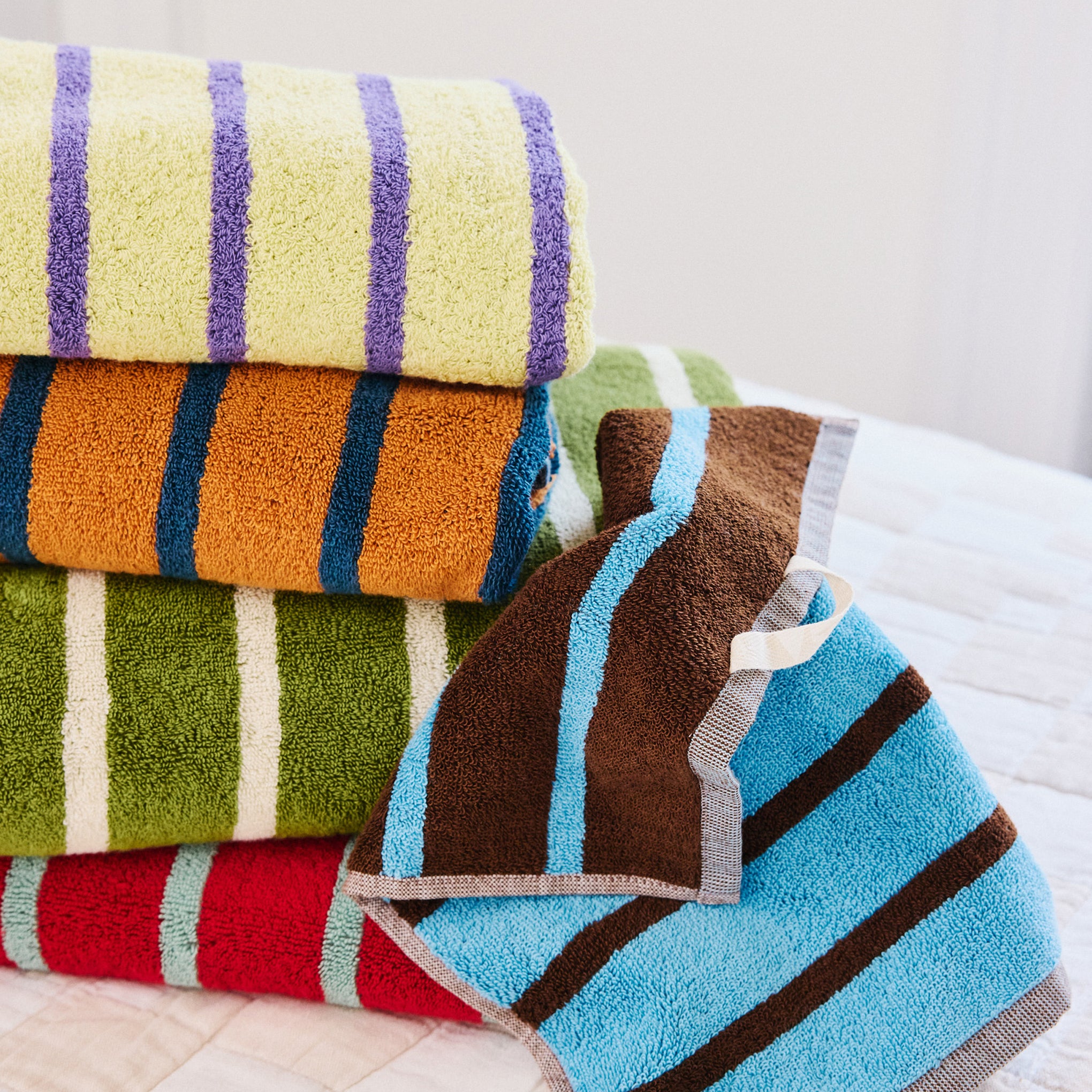 Dusen Dusen Bird Striped Cotton Towel - Warbler – MoMA Design Store
