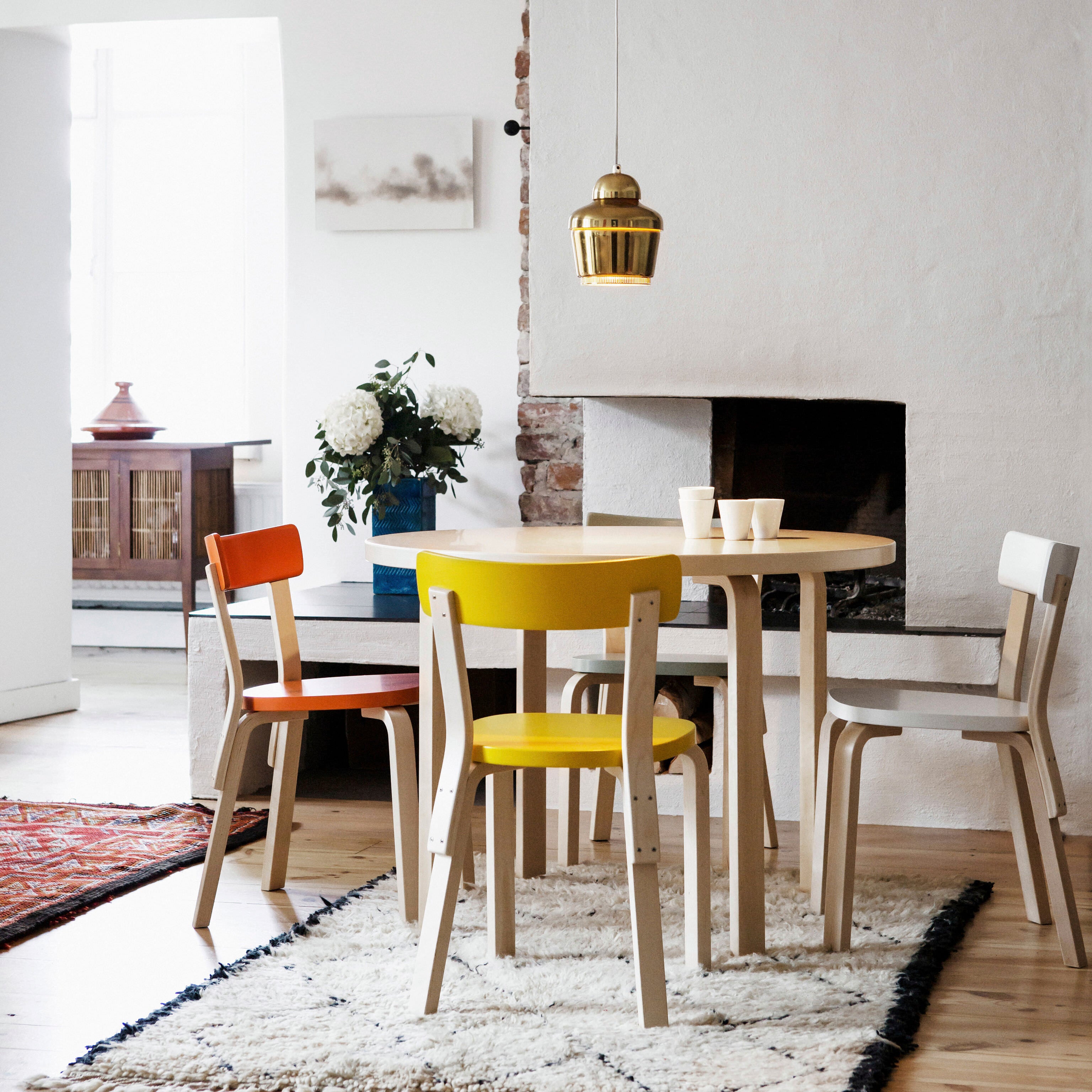 Artek Aalto Round Table 90A - Birch