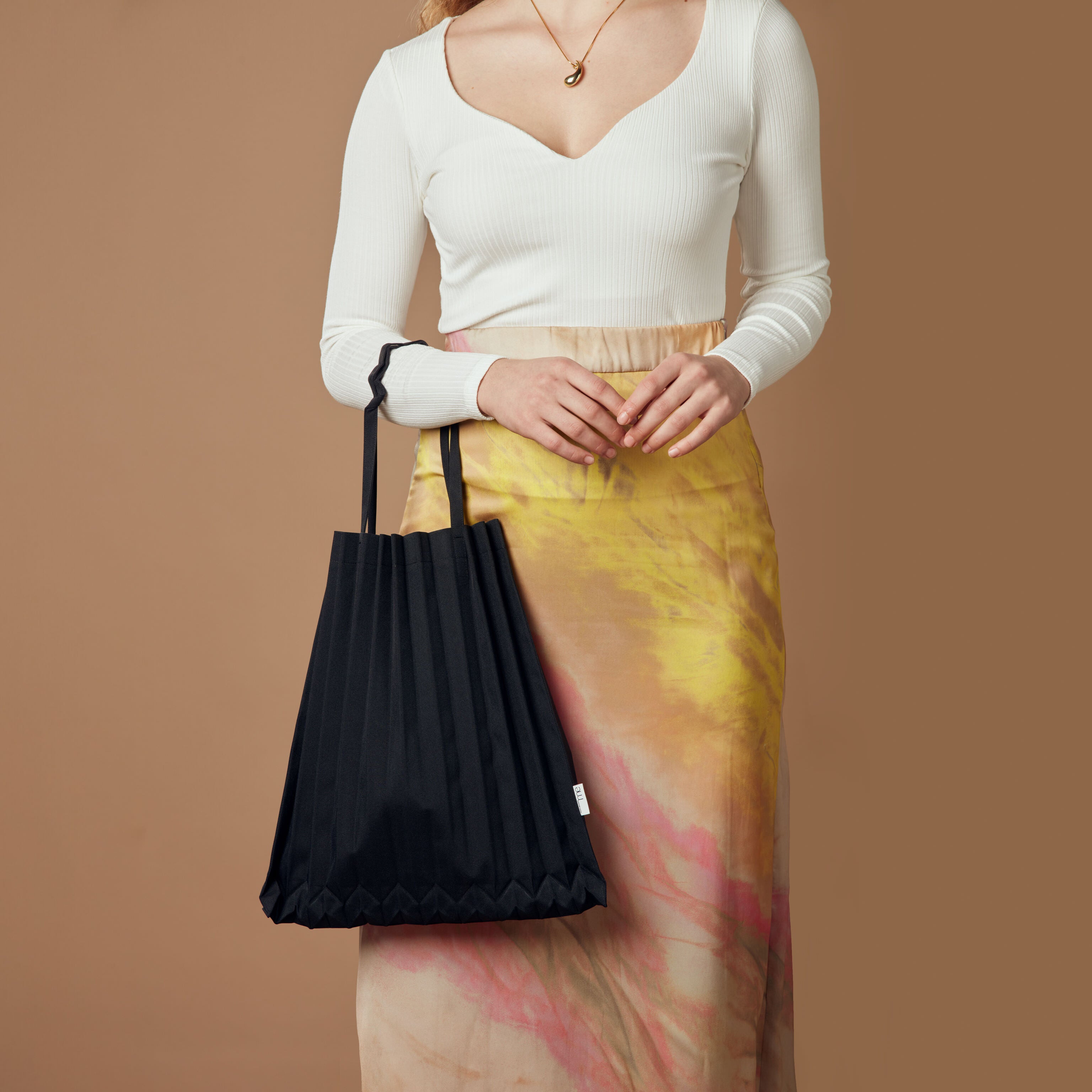 Trunk pleats bag price sale