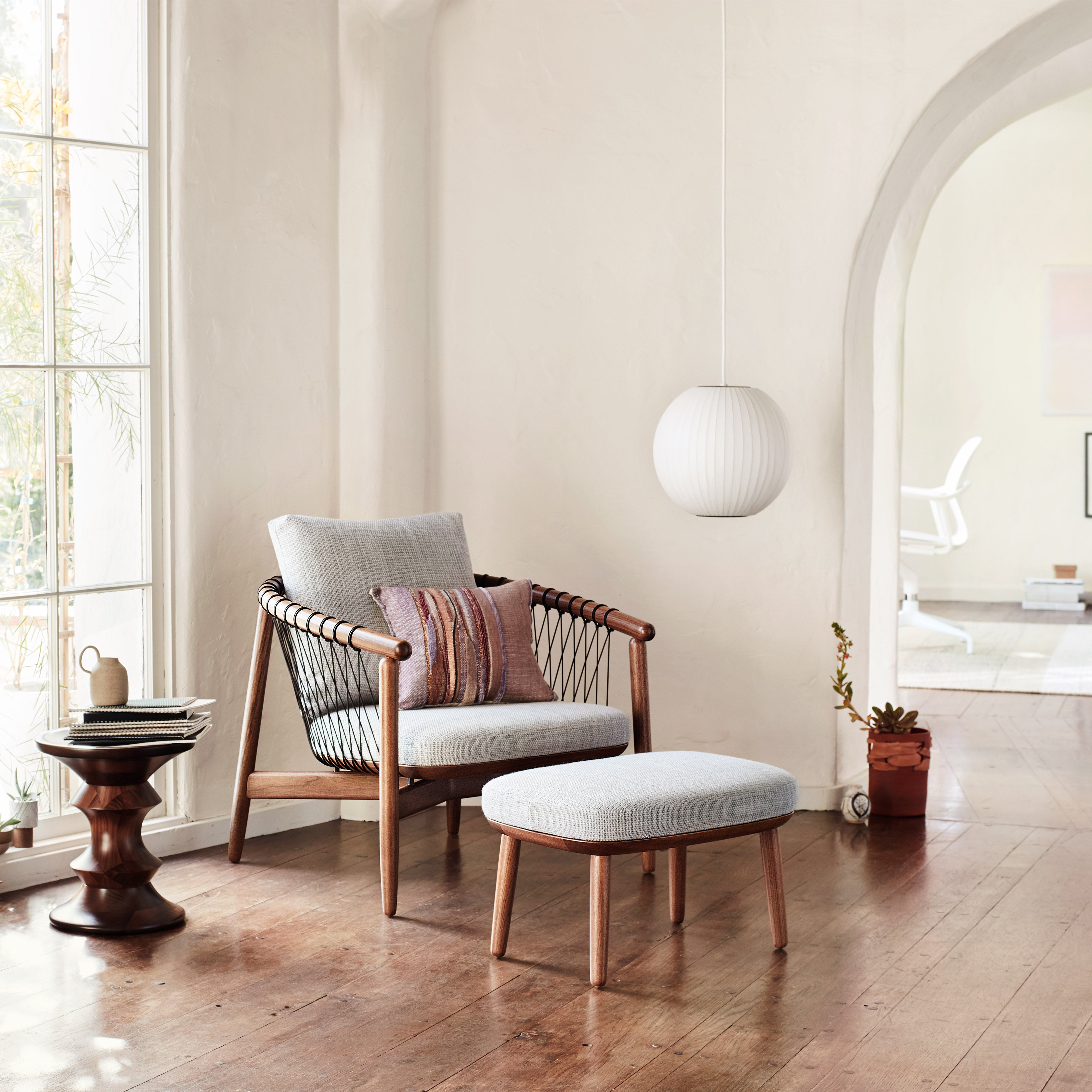 Nelson™ Crisscross Ball Bubble Pendant from Herman Miller – MoMA