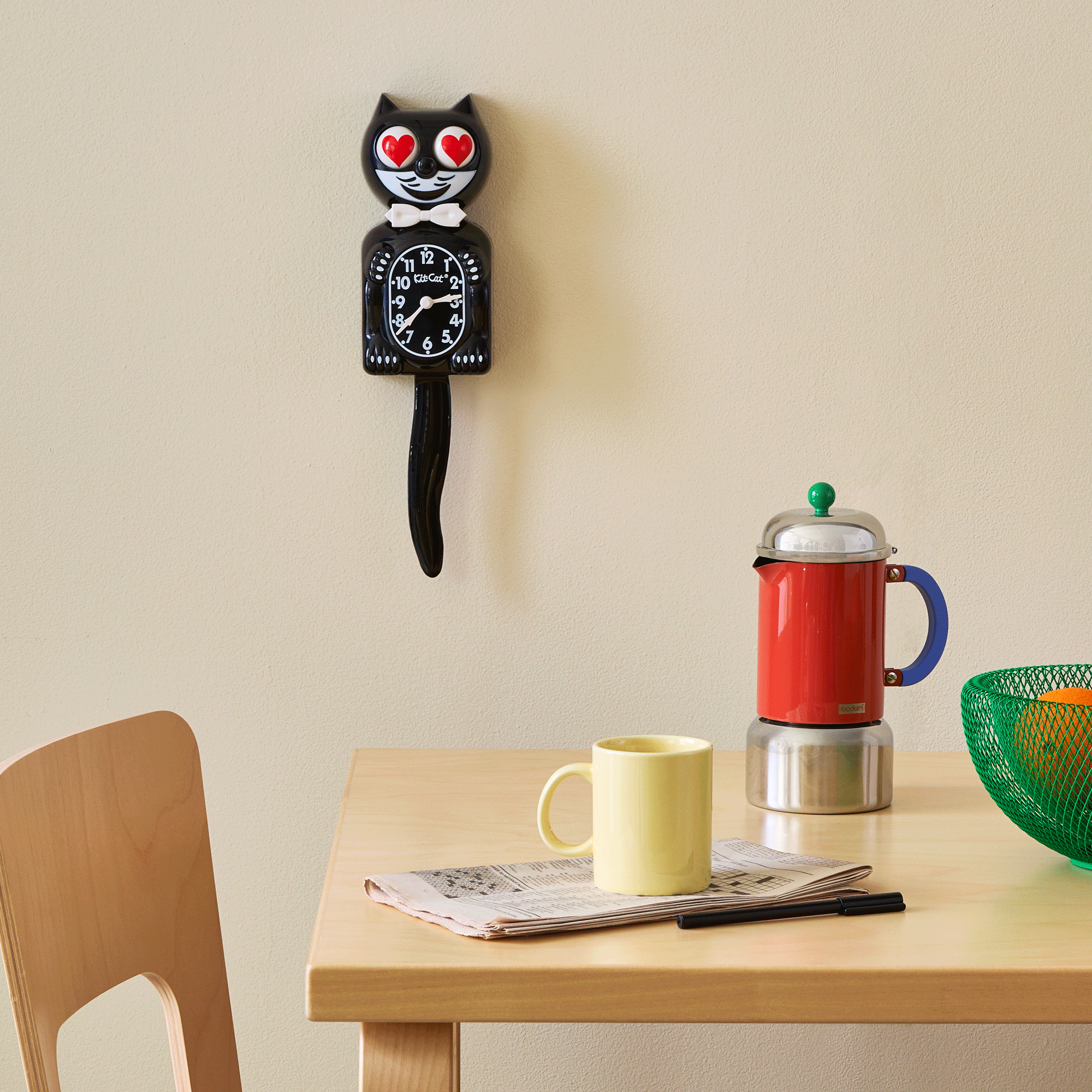 Kit-Cat Clock - Heart Eyes – MoMA Design Store Kit-Cat Clock - Heart Eyes – MoMA Design Store