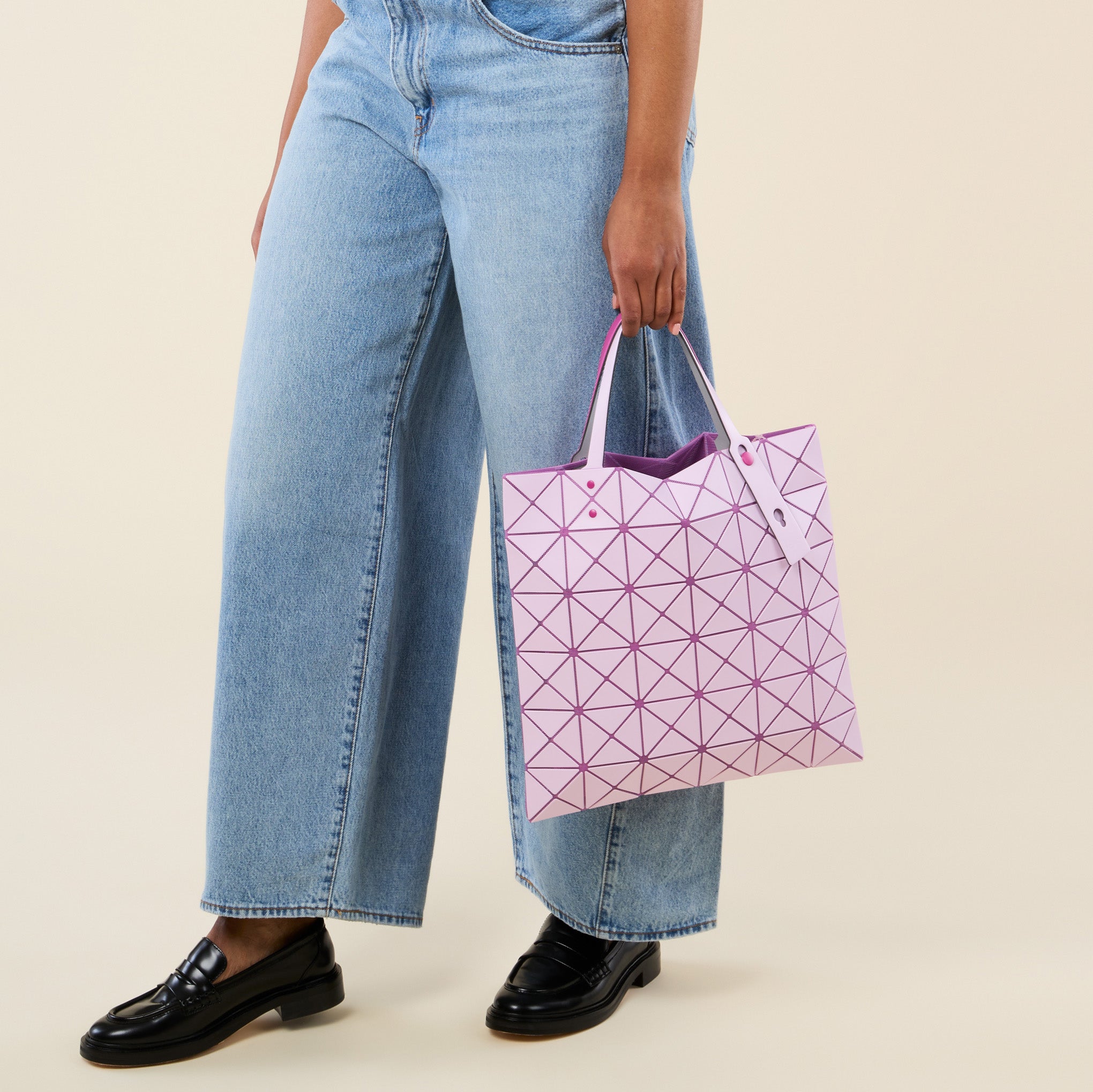 BAO BAO ISSEY MIYAKE Lucent Tote Bag - Magenta/ Light Magenta
