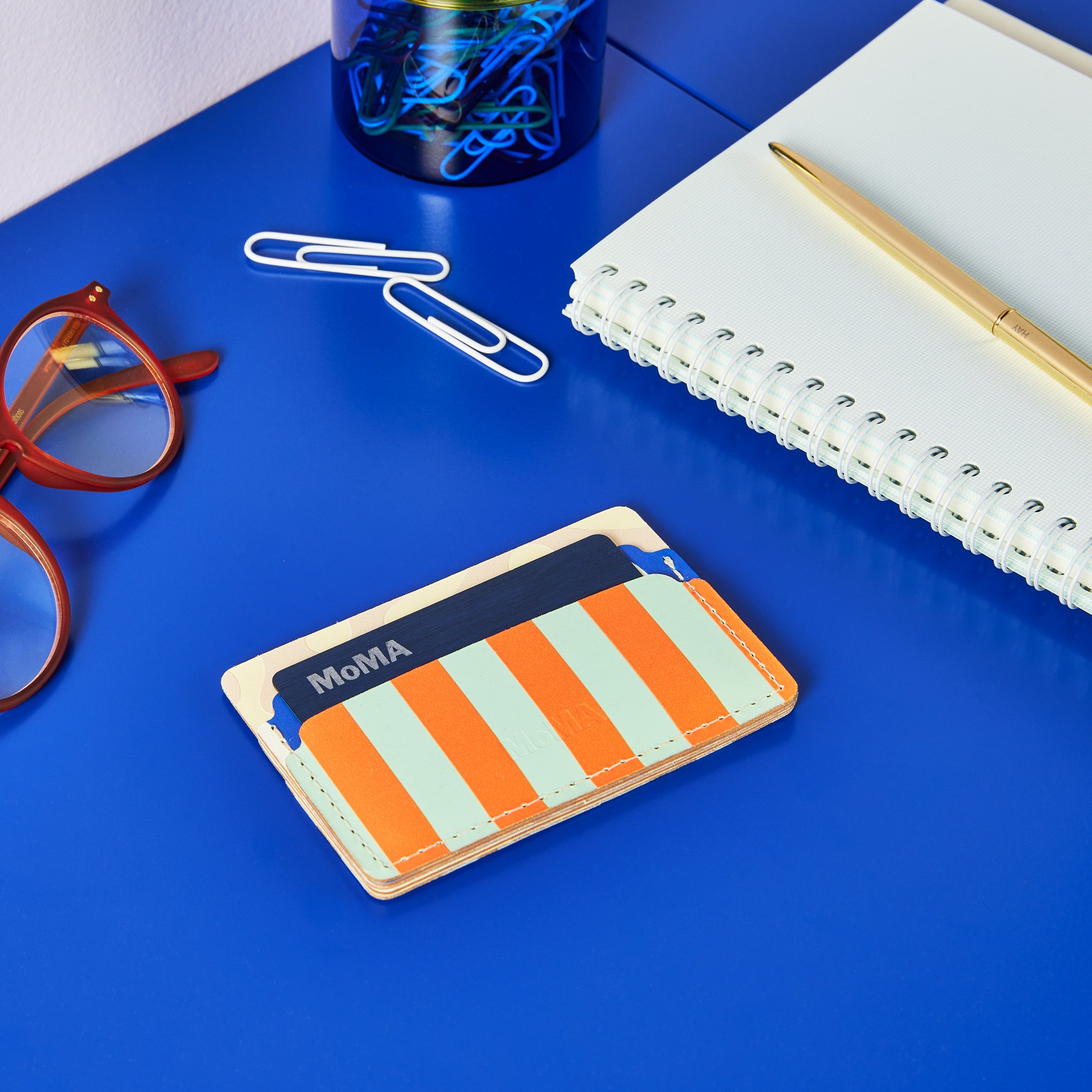 Dusen Dusen Recycled Leather Card Holder - Sand – MoMA Design Store