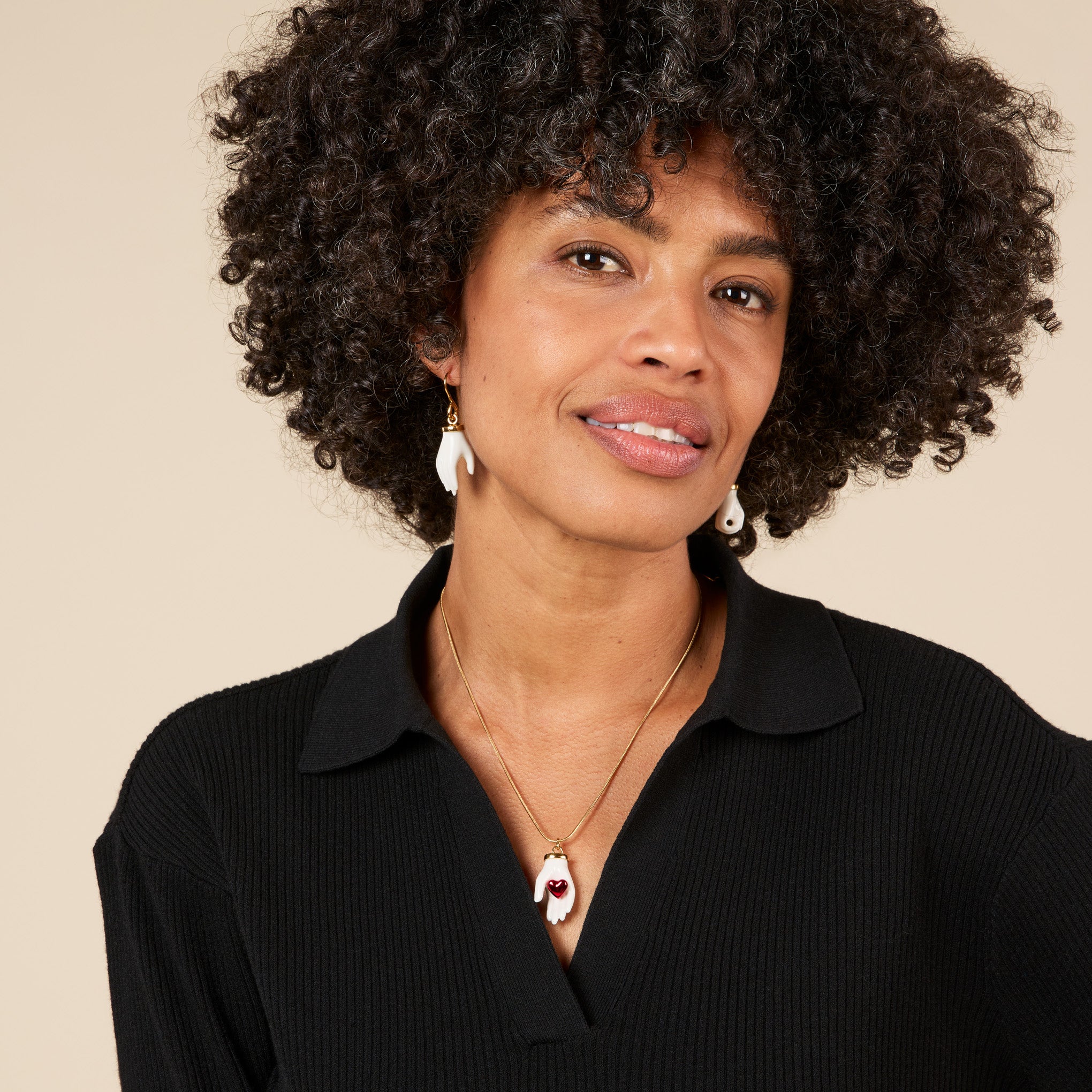 Andrés Gallardo Little Hand & Heart Gold-Plated Necklace – MoMA