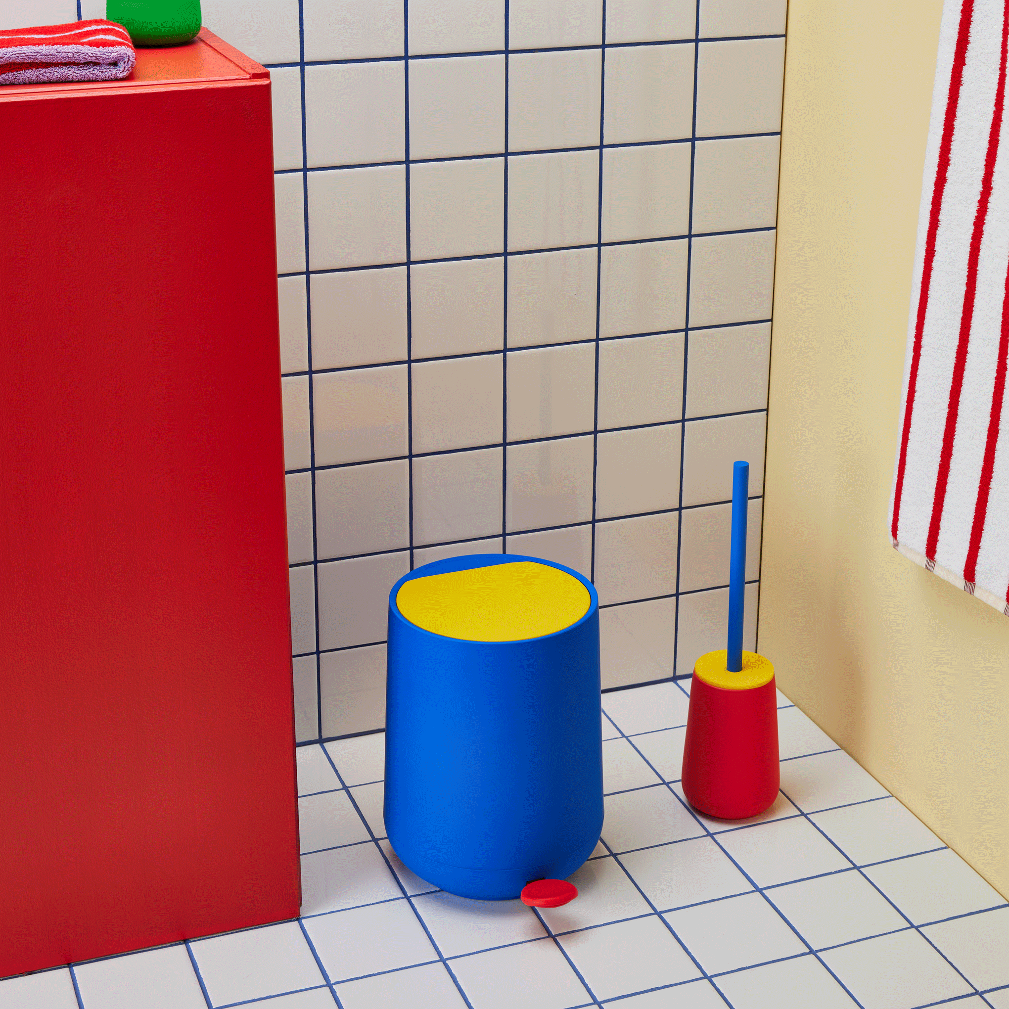 Nova One Color Block Bathroom Accessories - Toilet Brush – MoMA