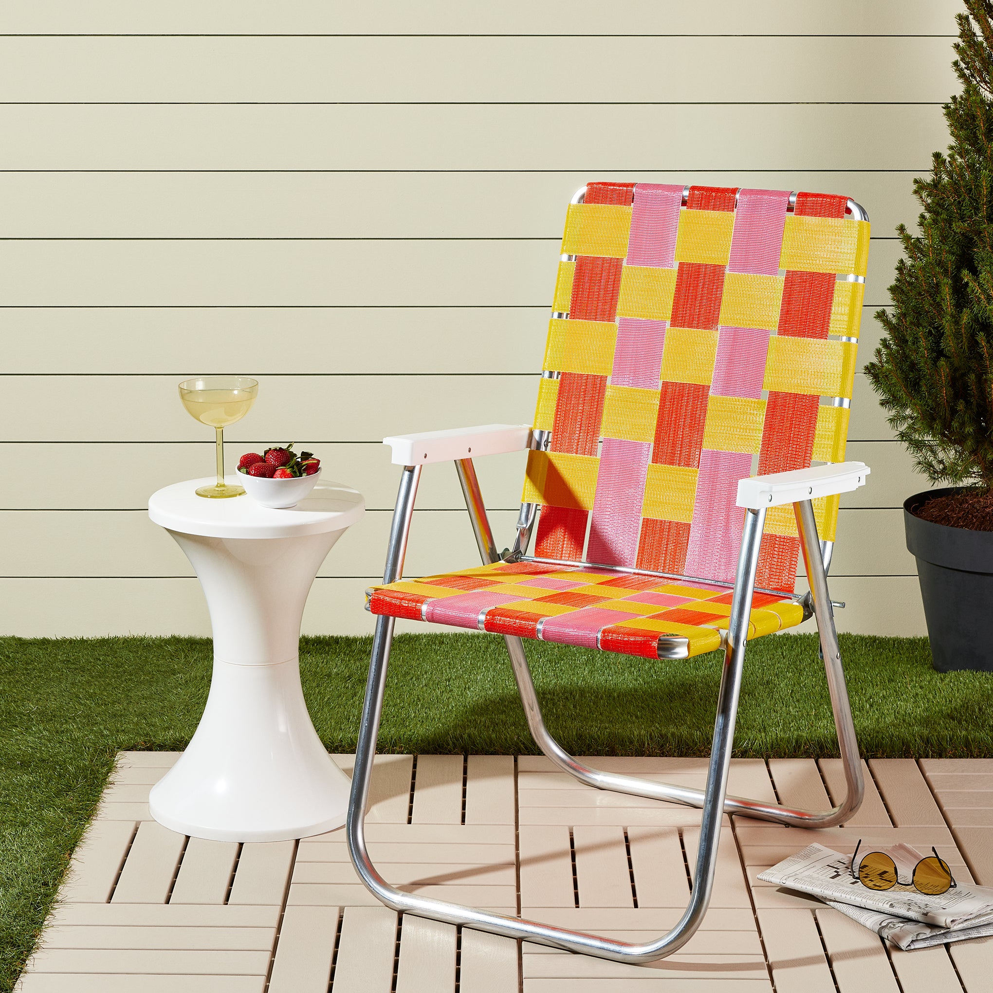 Classic Lawn Chair Sunset – MoMA Design Store