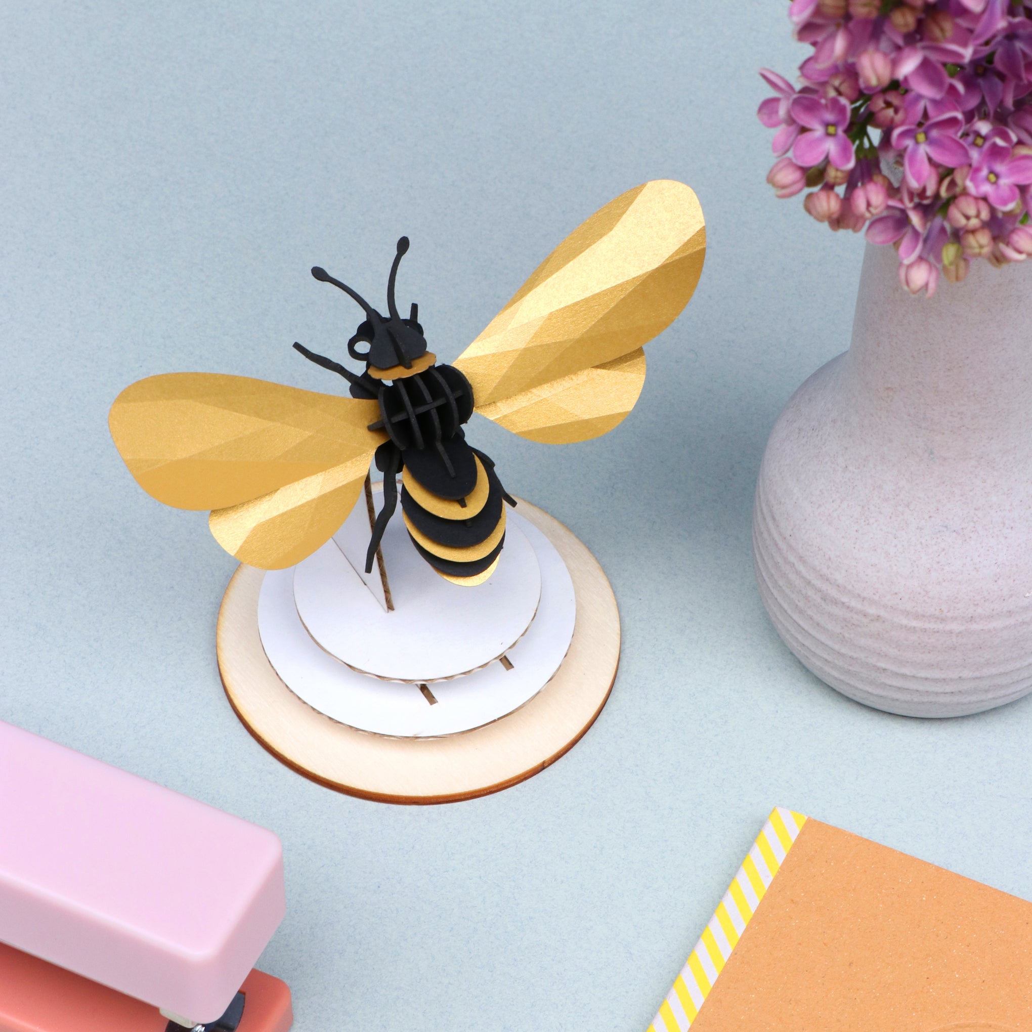 Bee & Bumble Paper Quilling Kit