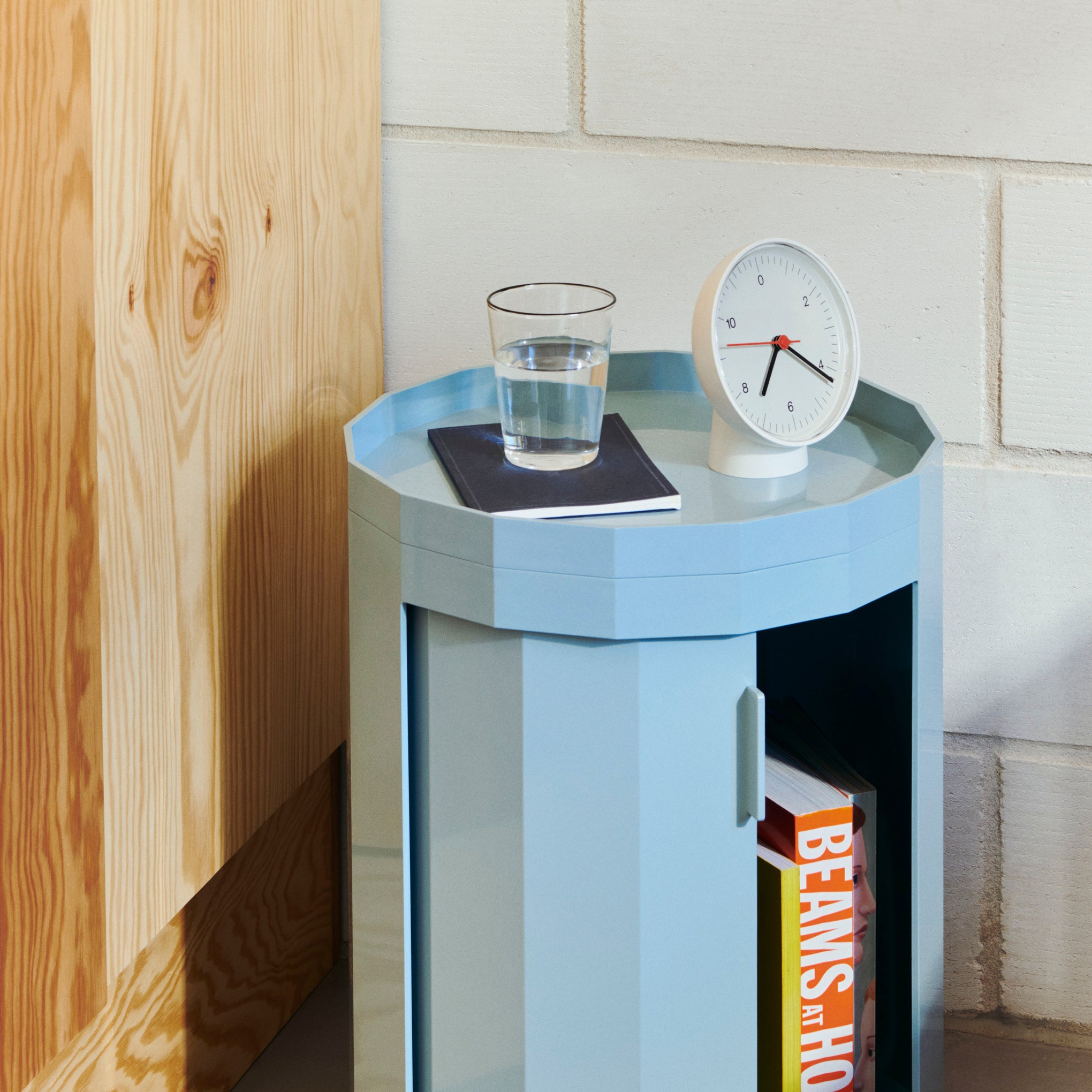 HAY Jasper Morrison Table Clock - White – MoMA Design Store