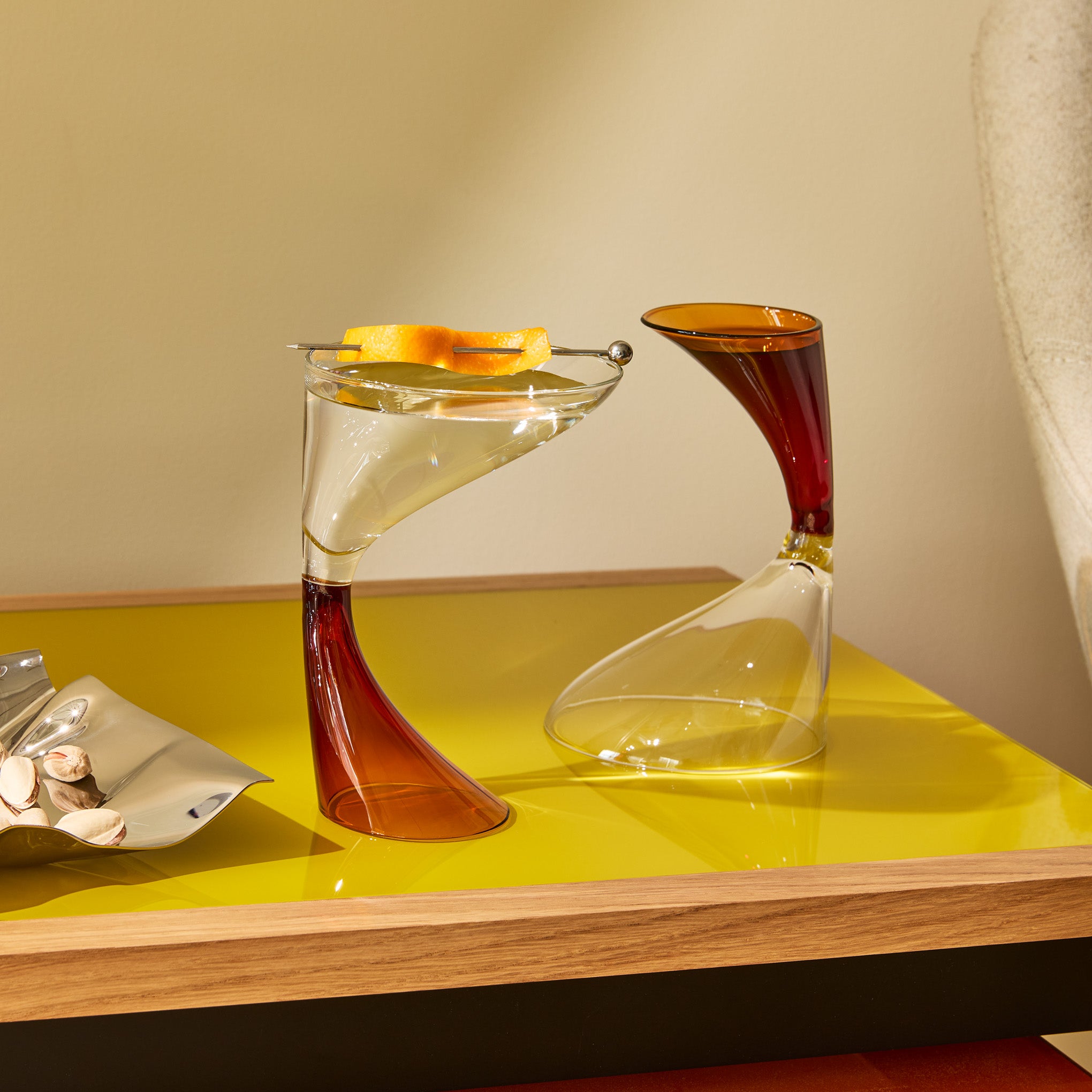 Arch Cocktail Glasses - Set of 2 - Amber – MoMA Design Store
