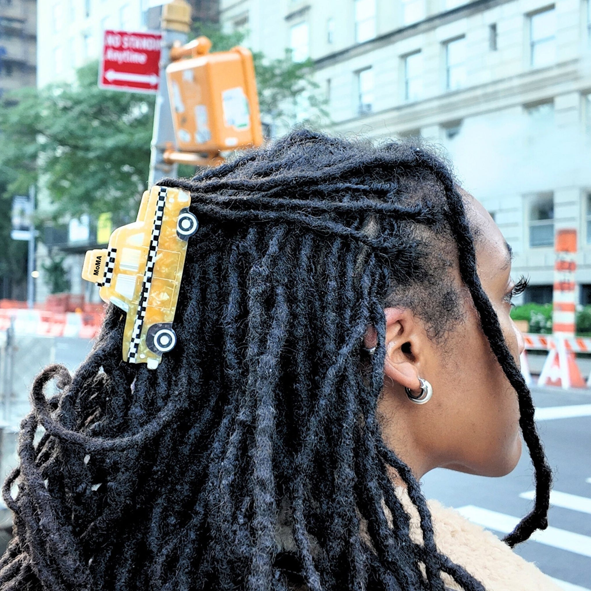 Solar Eclipse Hair Clip - MoMA Taxi – MoMA Design Store