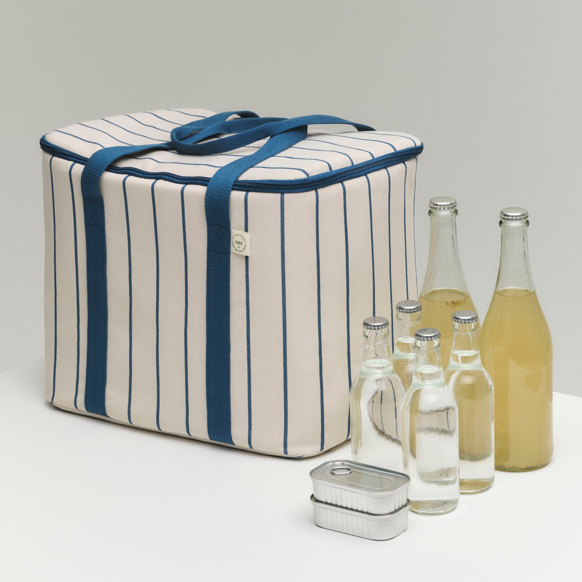 HAY Outdoor Market by Jasper Morrison Shop Cooler Bag – MoMA