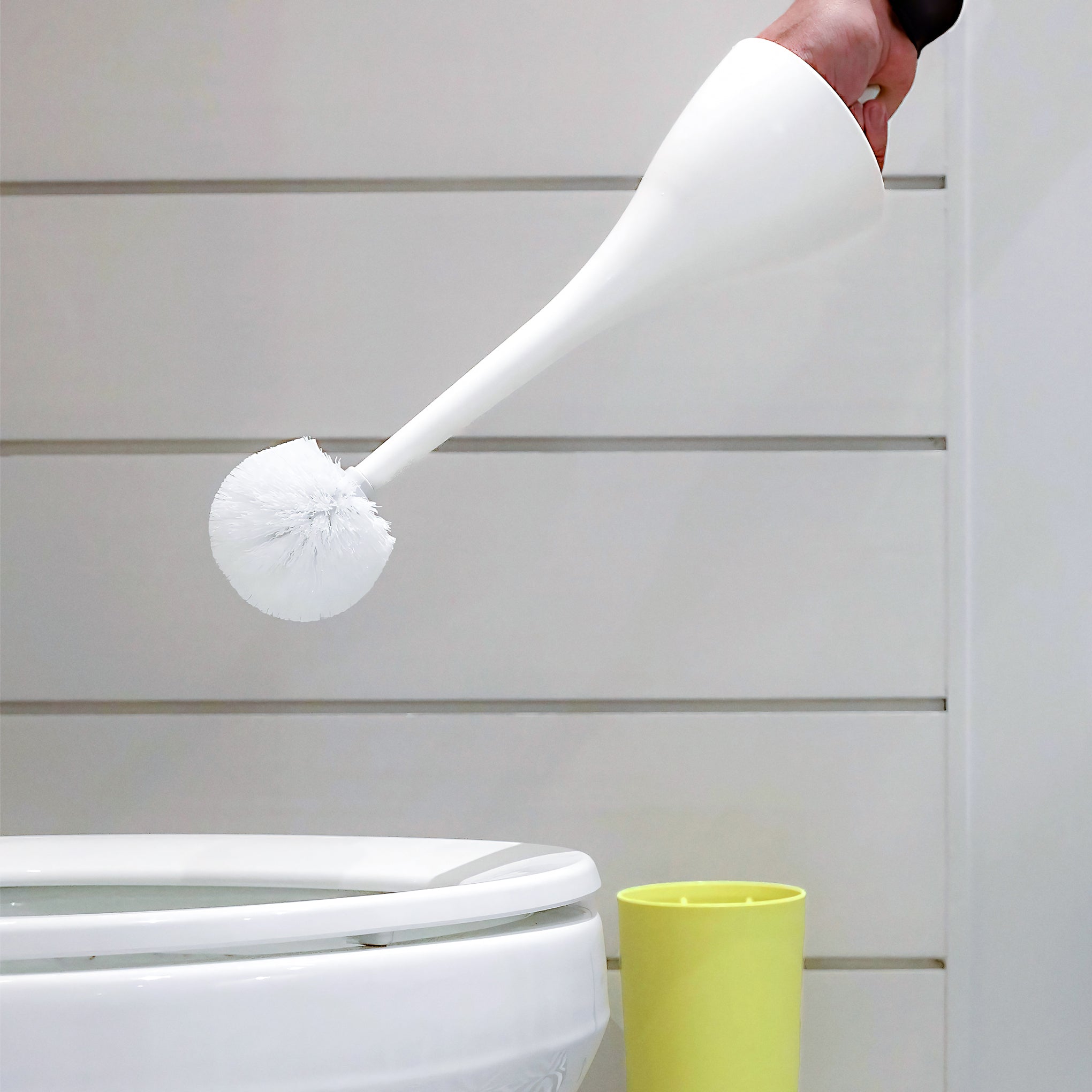 Philippe Starck Excalibur Recycled Plastic Toilet Brush – MoMA