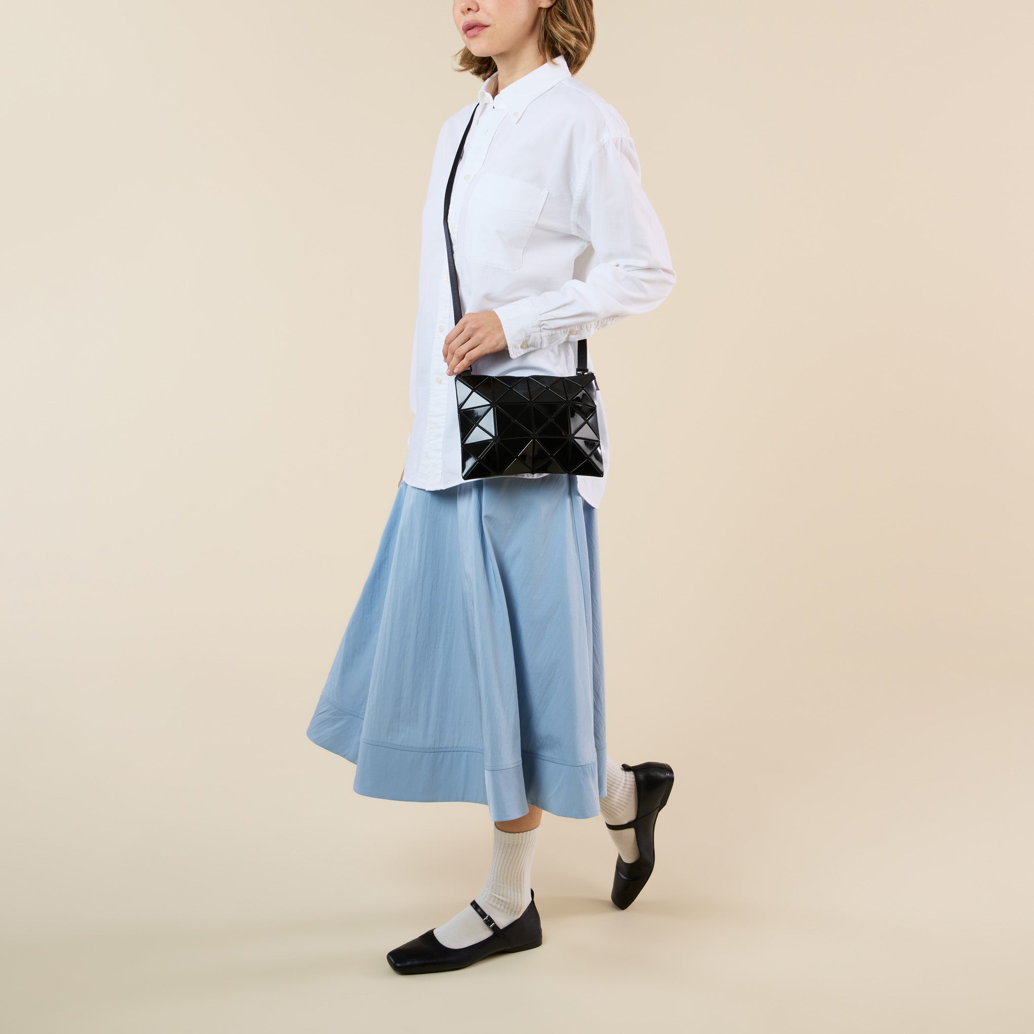 BAO BAO ISSEY MIYAKE ルーセントストーン ブラック系 バッグ BAO BAO ISSEY MIYAKE Lucent Basic Crossbody Bag - Black – MoMA