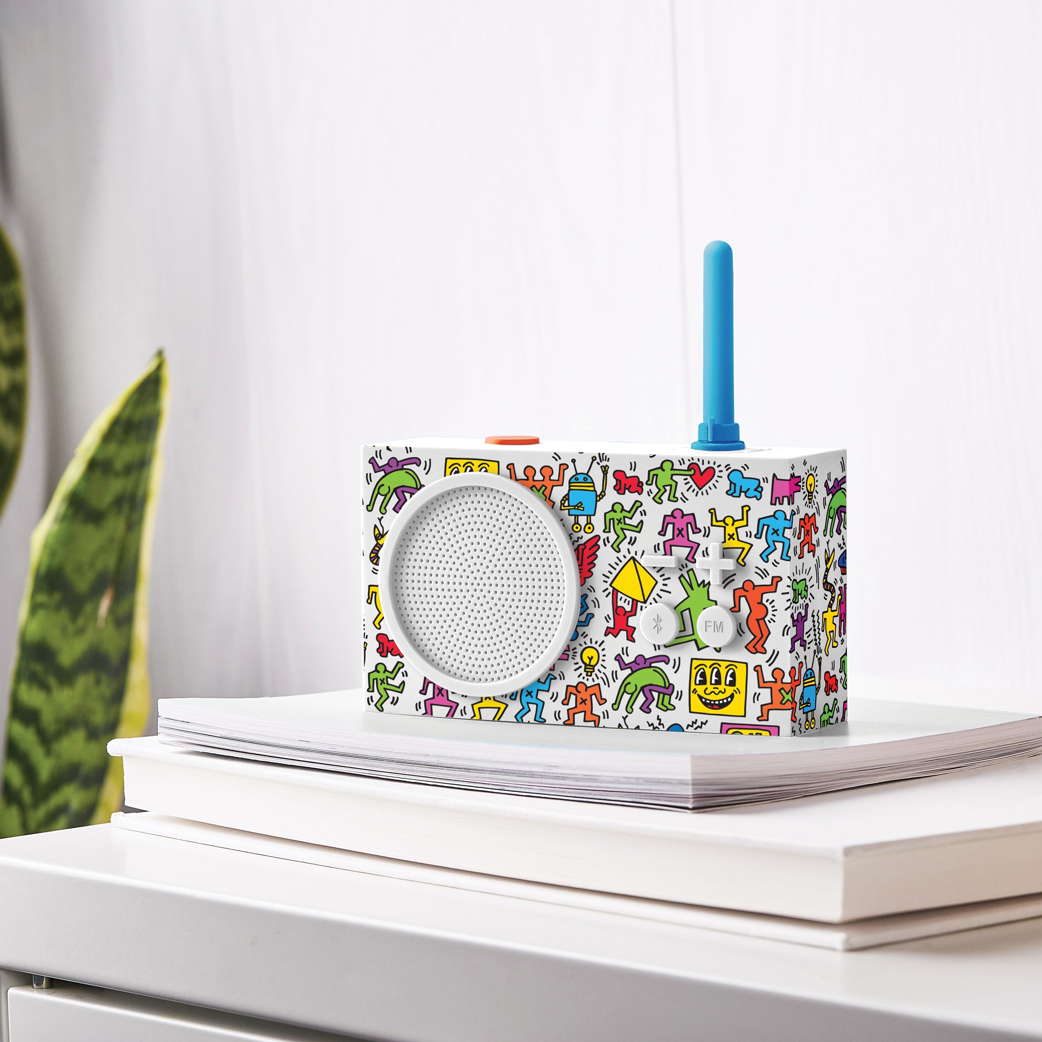 Artist Lexon Tykho 3 Radio and Bluetooth Speaker - Haring – MoMA