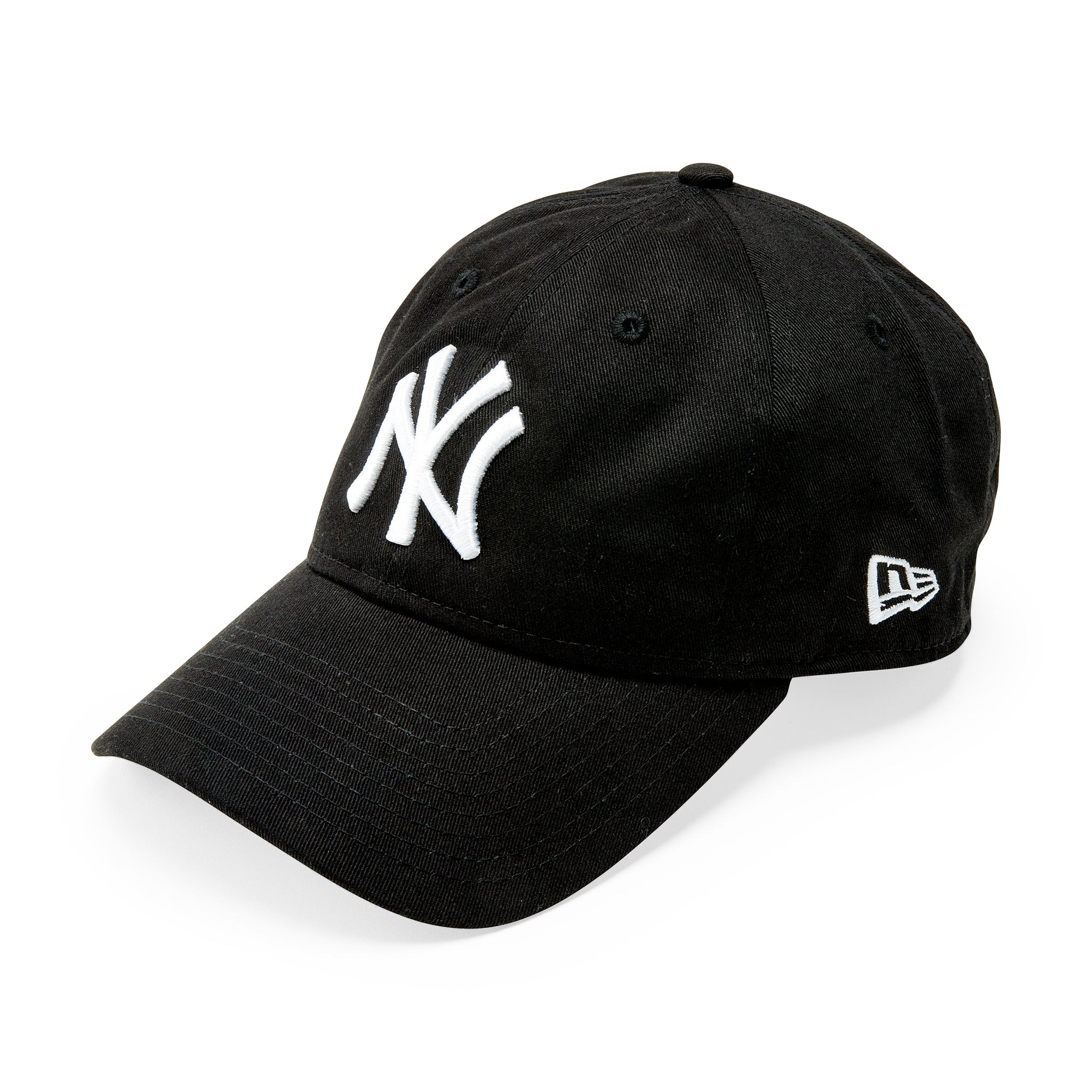 MoMA NY Yankees Adjustable Baseball Cap - Black