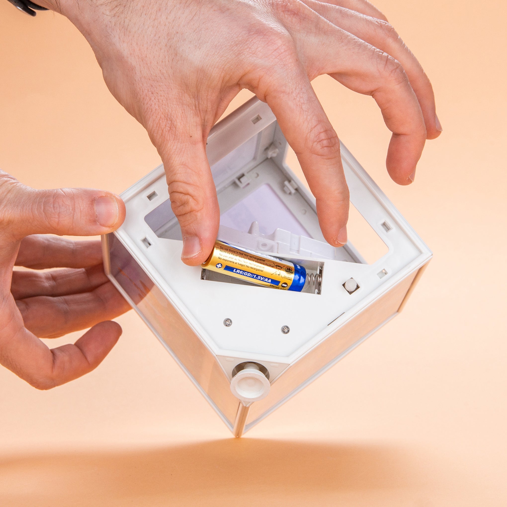 【yoyomama様】  ピクチャーフレーム Rotating Cube Photo Frame – MoMA Design Store