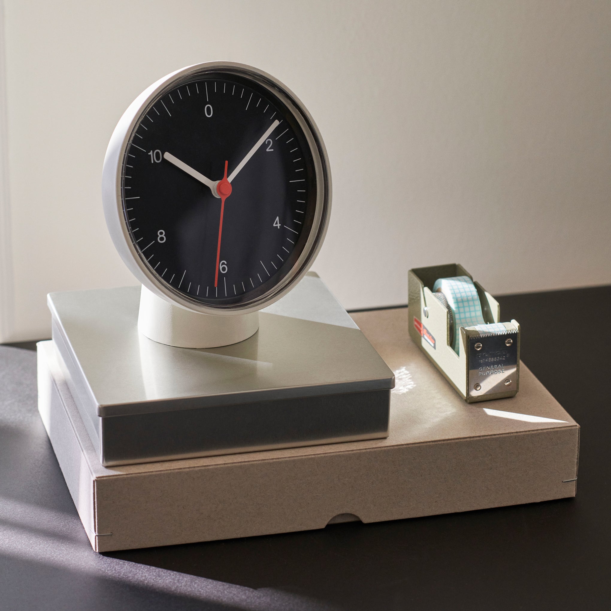 HAY Jasper Morrison Table Clock - Dark Green – MoMA Design Store