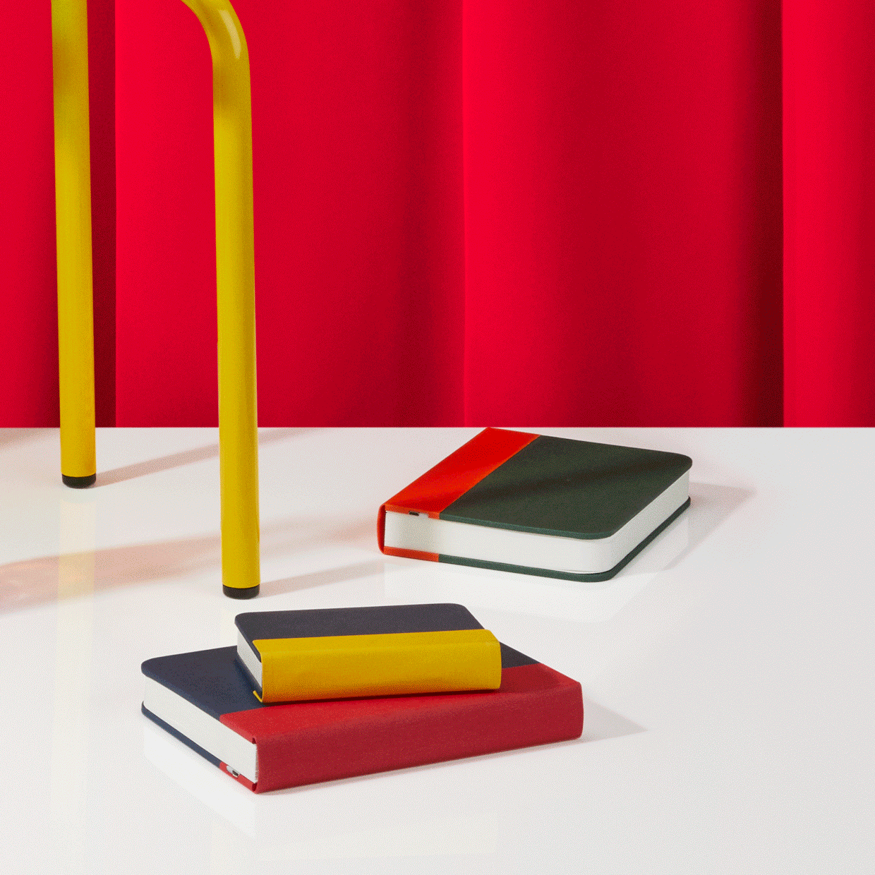 Lumio Book Lamp - Walnut – MoMA Design Store