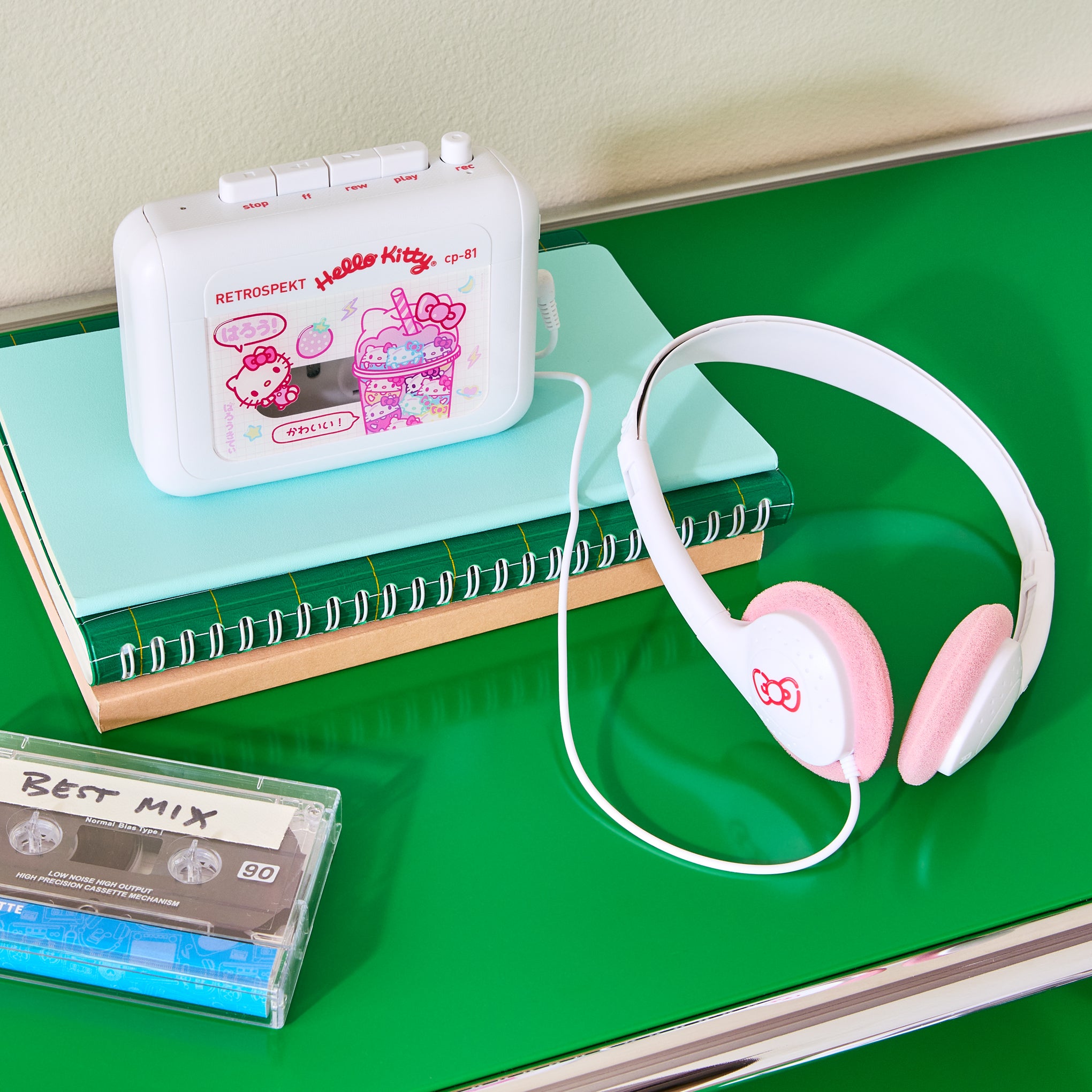 Retrospekt Hello Kitty CP-81 Portable Cassette Player – MoMA