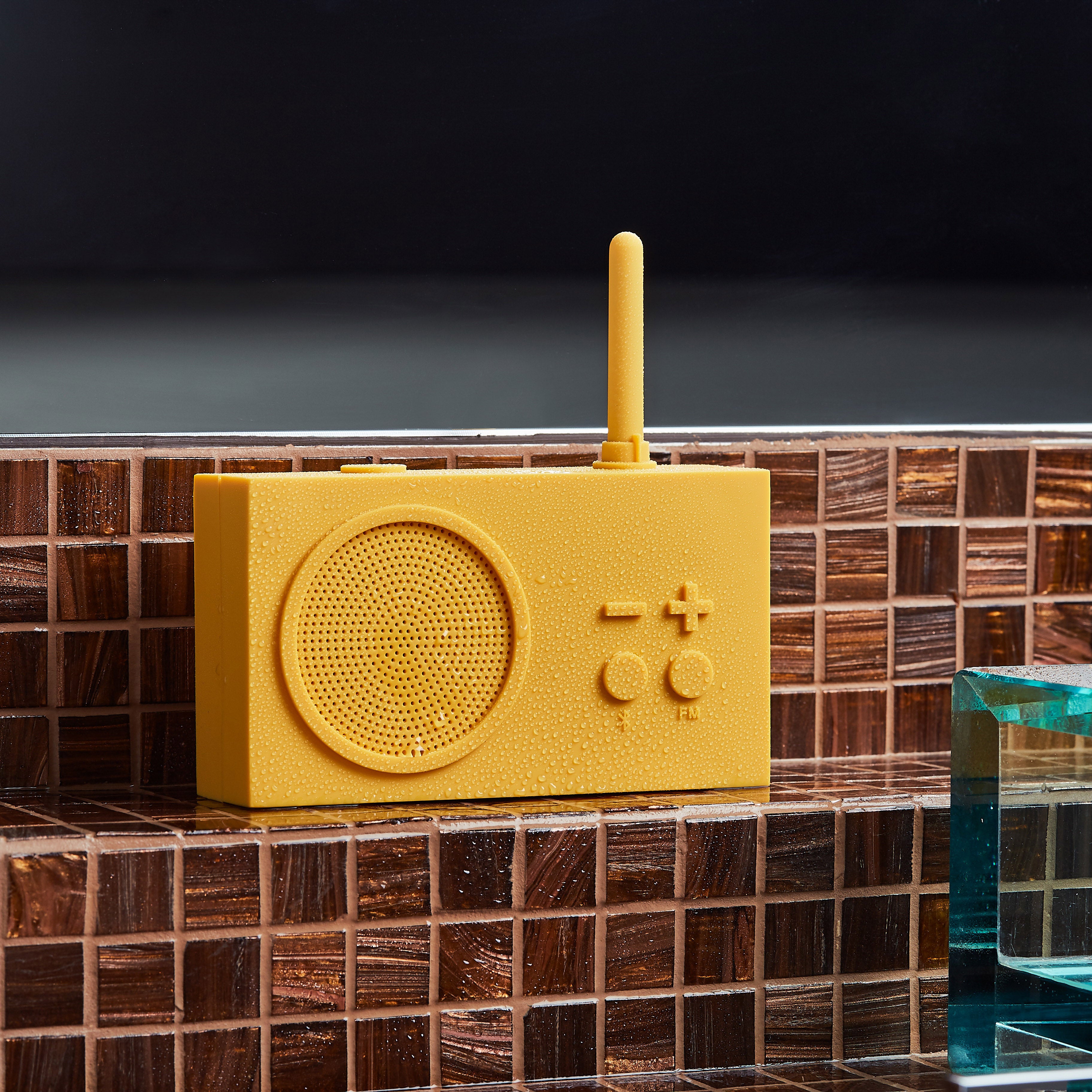 Lexon Tykho 3 Bluetooth Radio - Yellow – MoMA Design Store