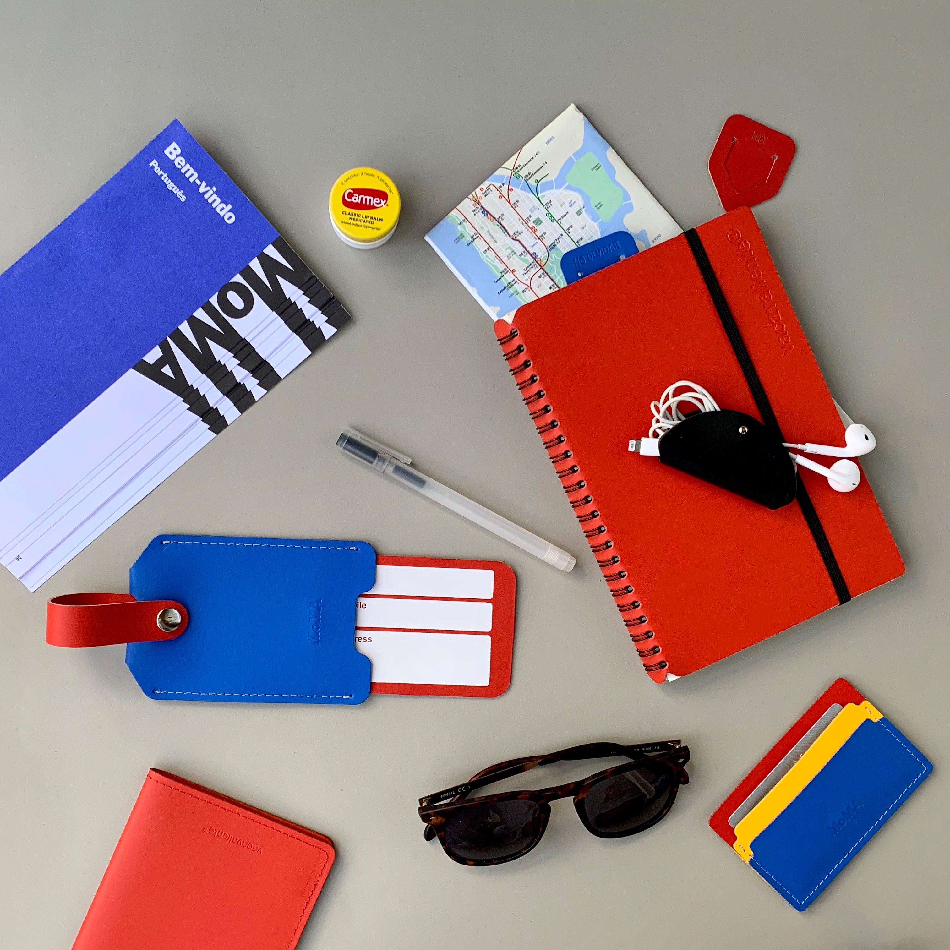 Primary Recycled Leather Wallet - Blue/ Red – MoMA Design Store
