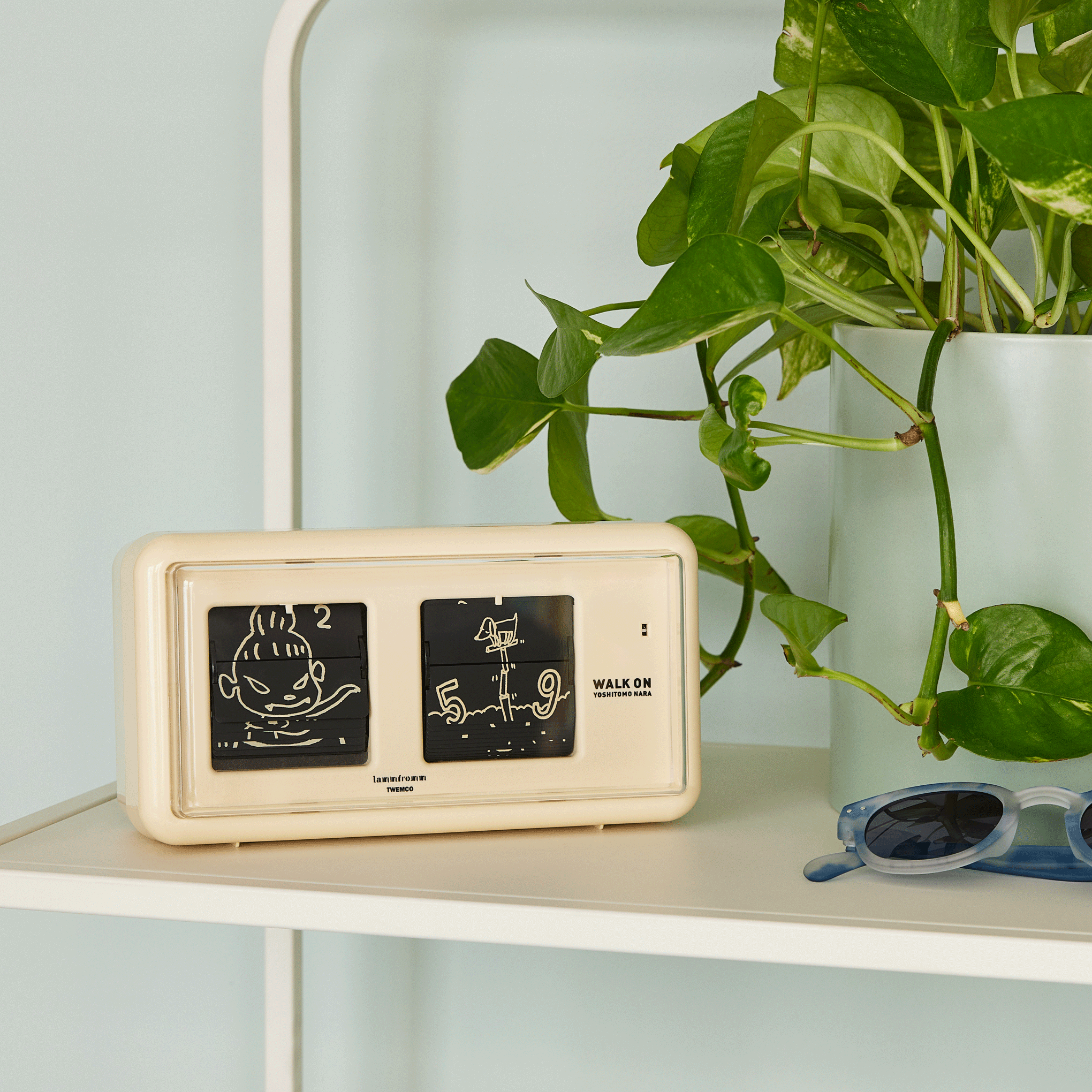 Yoshitomo Nara Walk On Flip Clock - Beige – MoMA Design Store Yoshitomo Nara Walk On Flip Clock - Beige – MoMA Design Store
