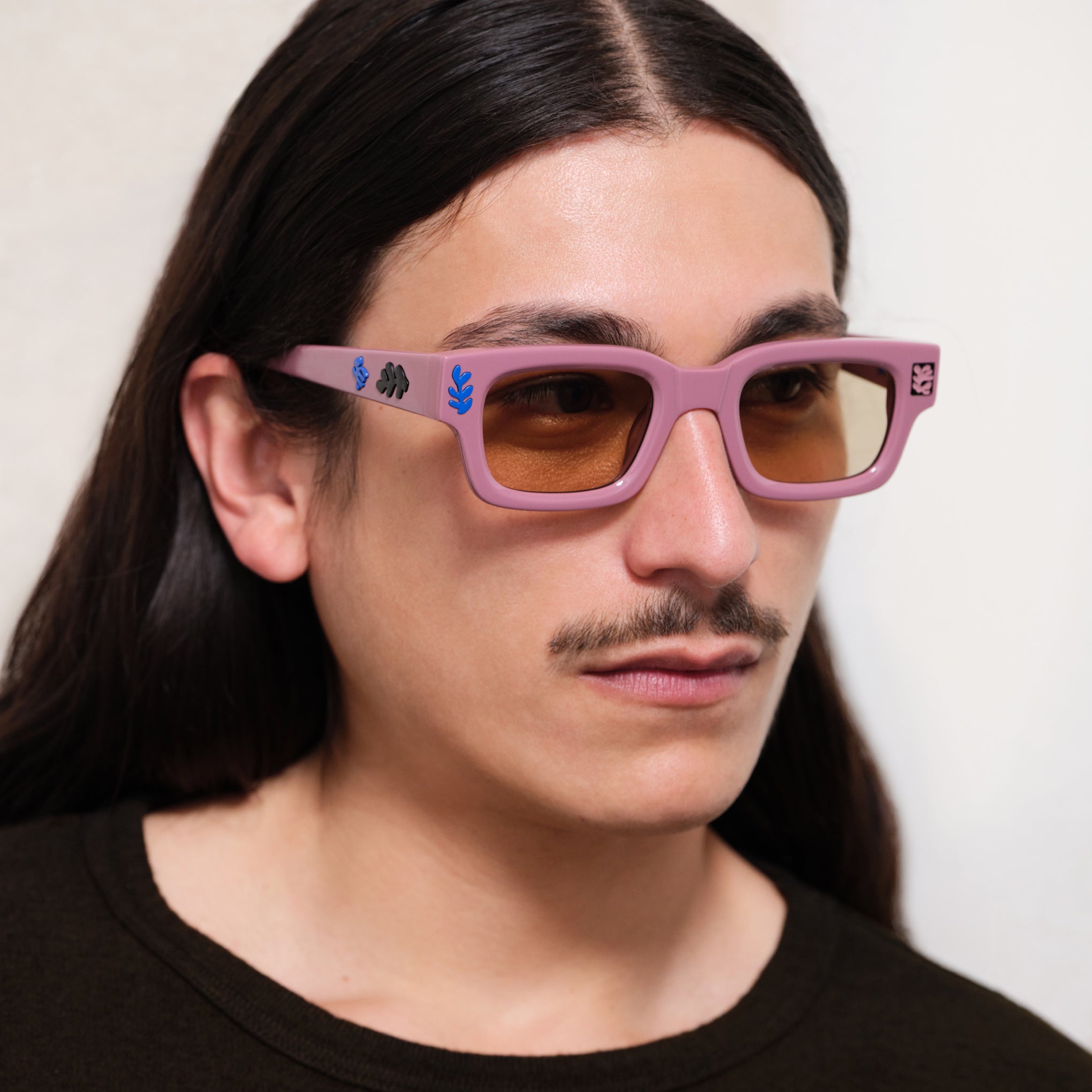 MoMA Henri Matisse The Knife Thrower Akila Sunglasses - Pink