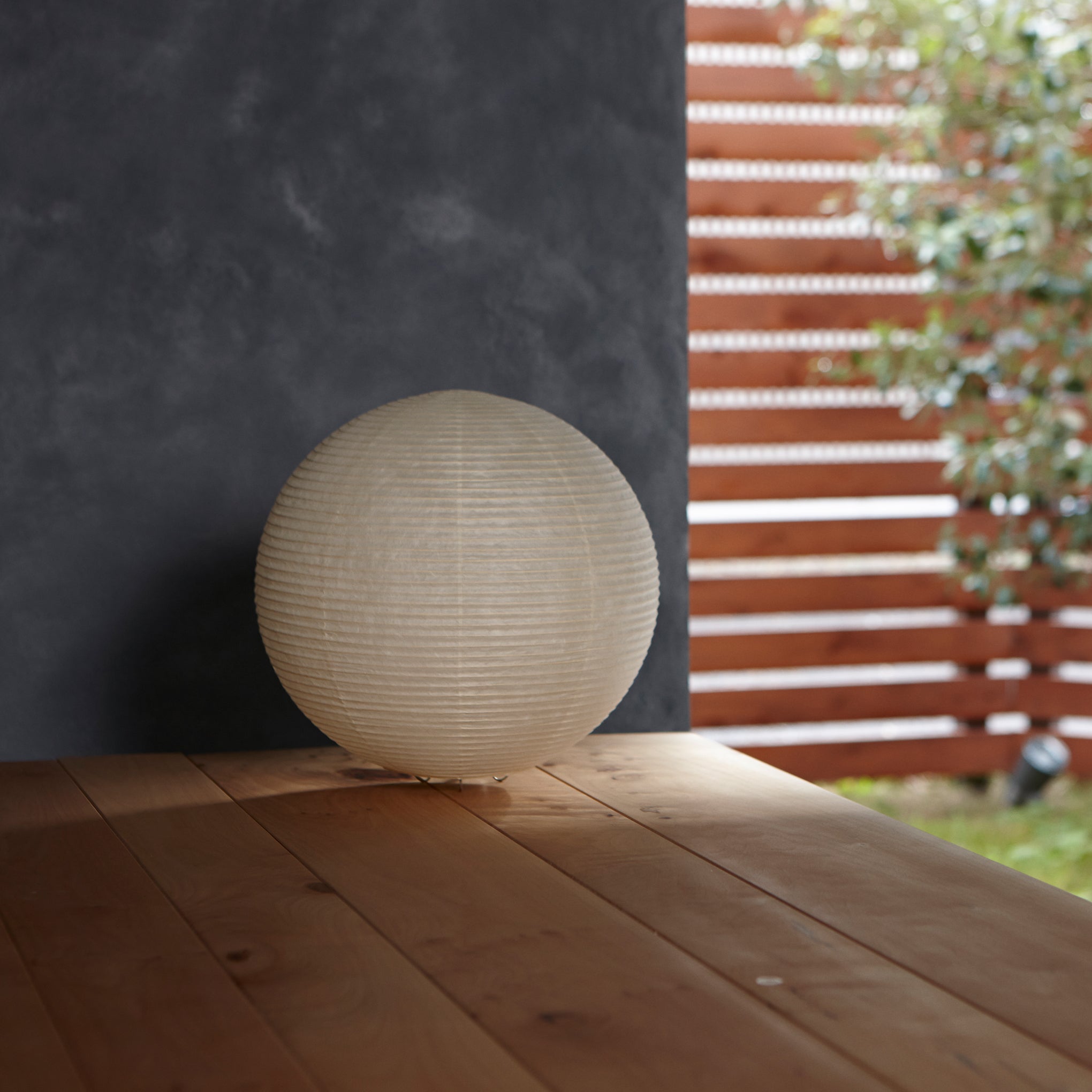 Paper Moon Lamp - Globe – MoMA Design Store