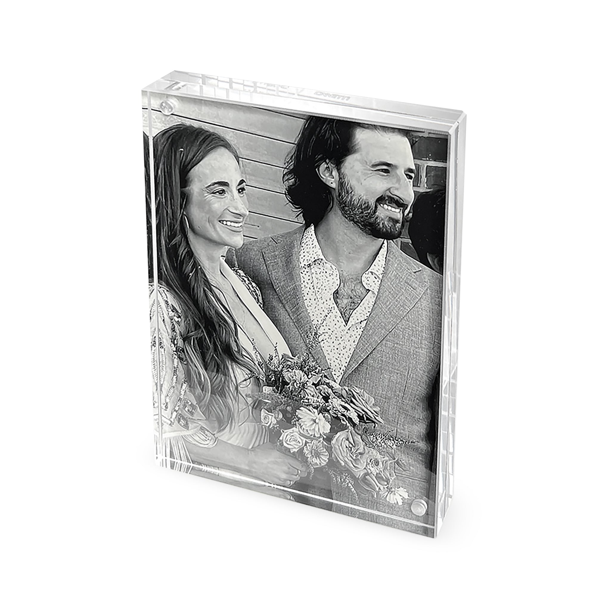 Nicolai Canetti Magnetic Picture Frame - 5 x 7” - Clear – MoMA