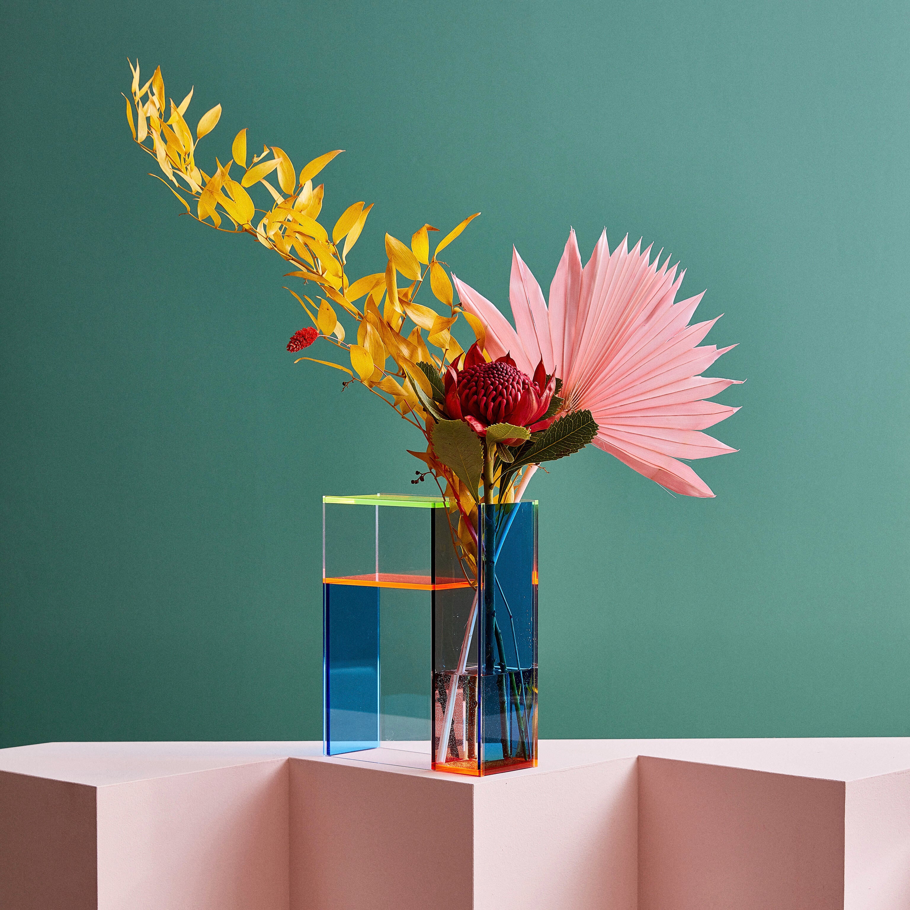 Mondri Vase - Neon – MoMA Design Store