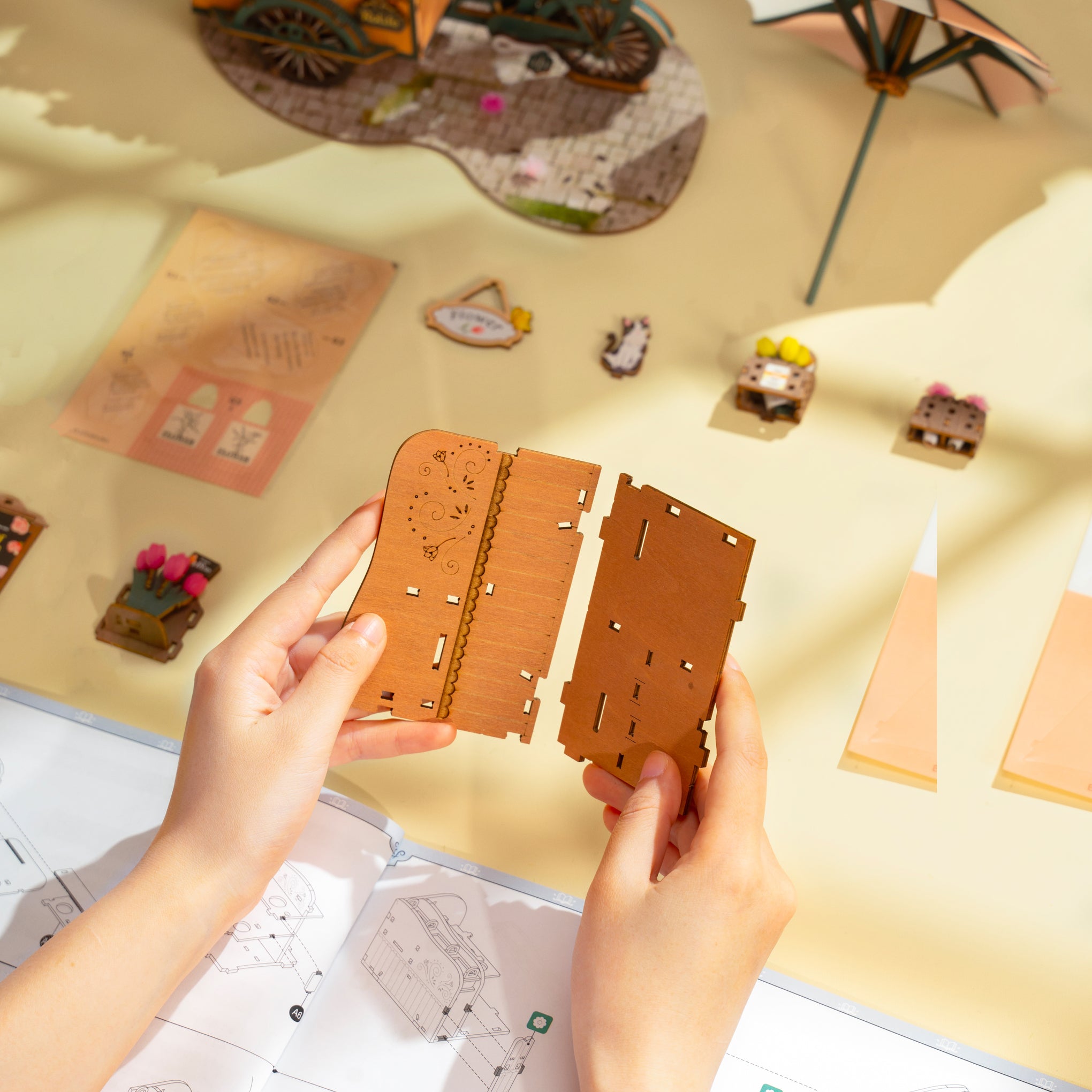 Rolife DIY Blossom Cart 3D Puzzle – MoMA Design Store