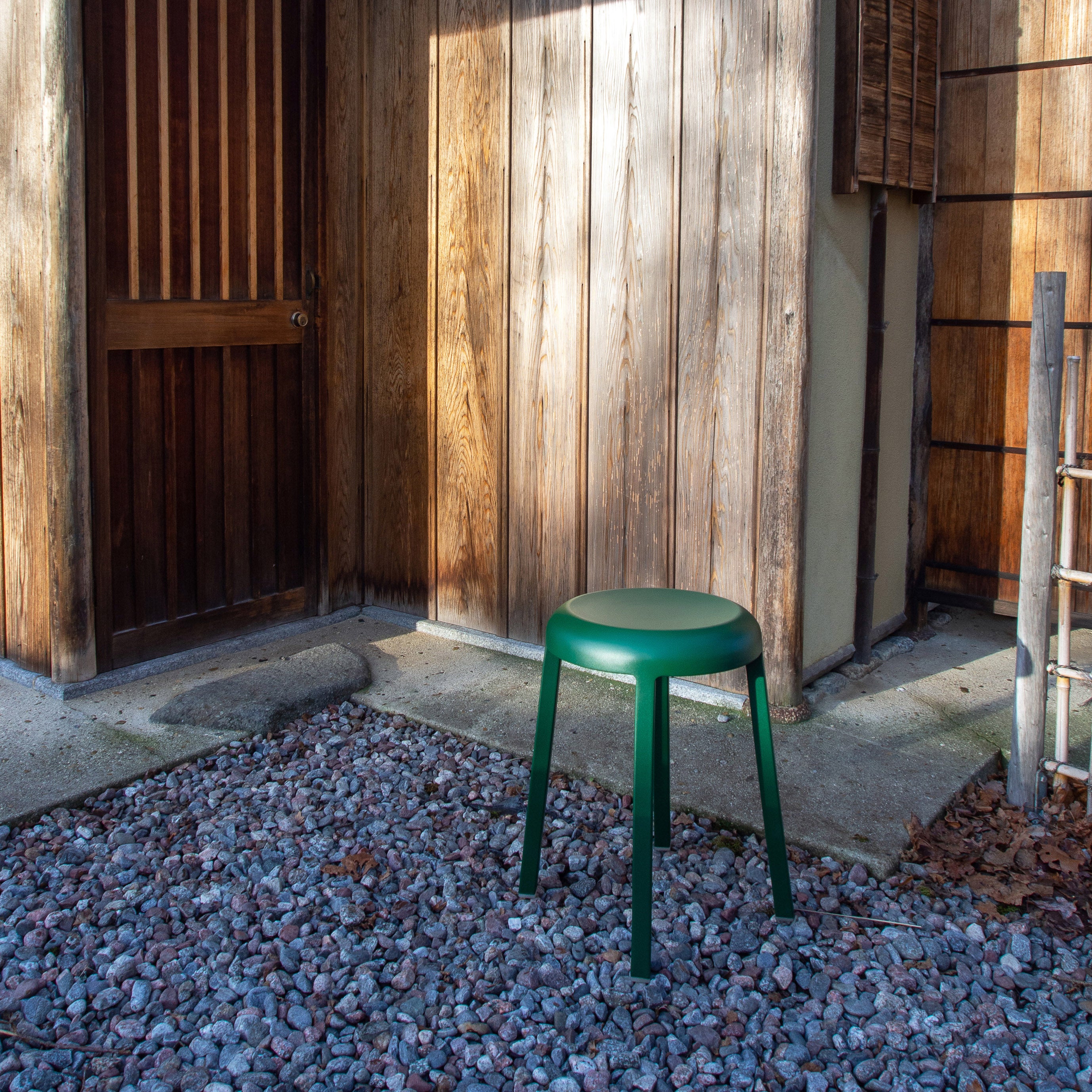 Emeco Za Stool - Green – MoMA Design Store