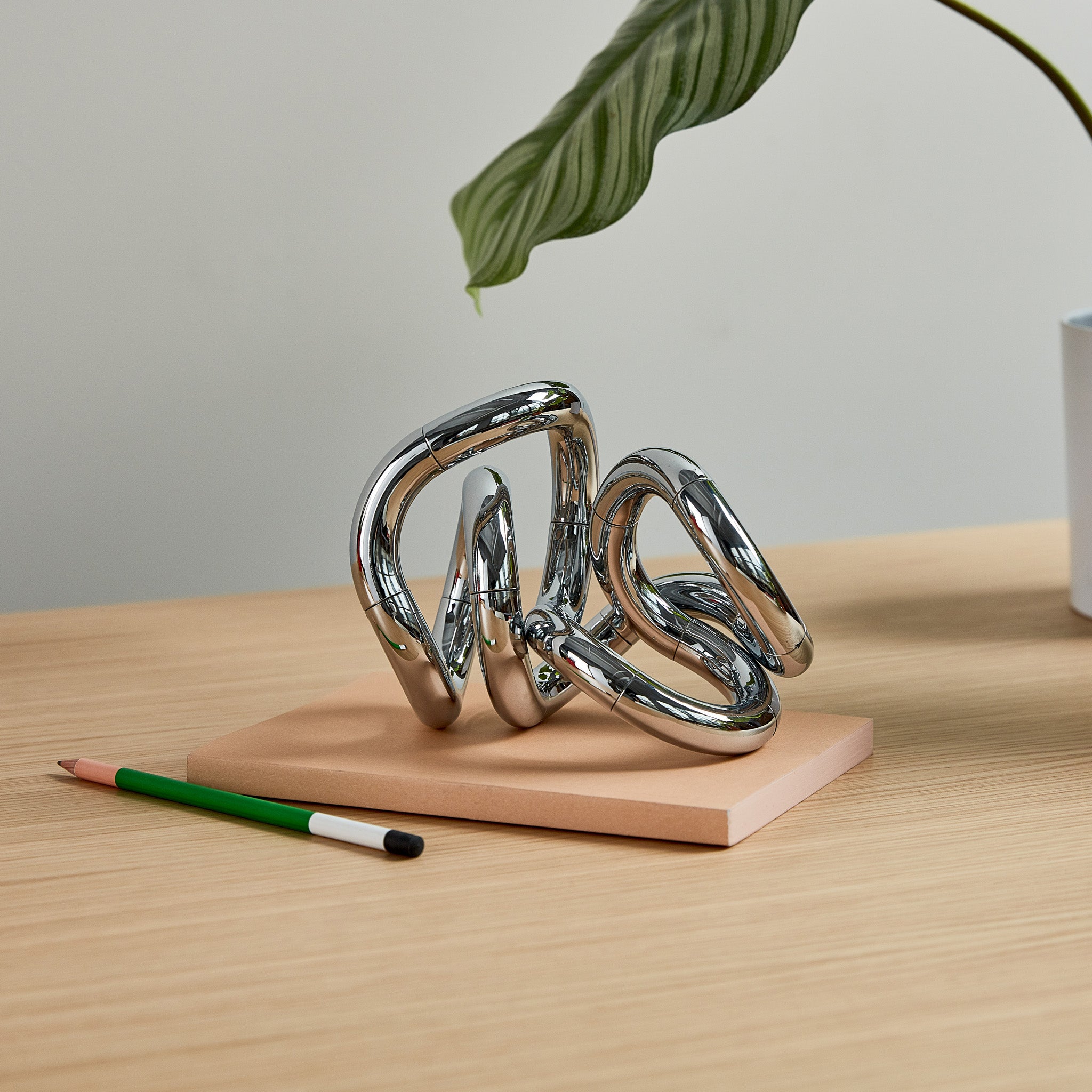 Tangle Chrome Objets - Small – MoMA Design Store