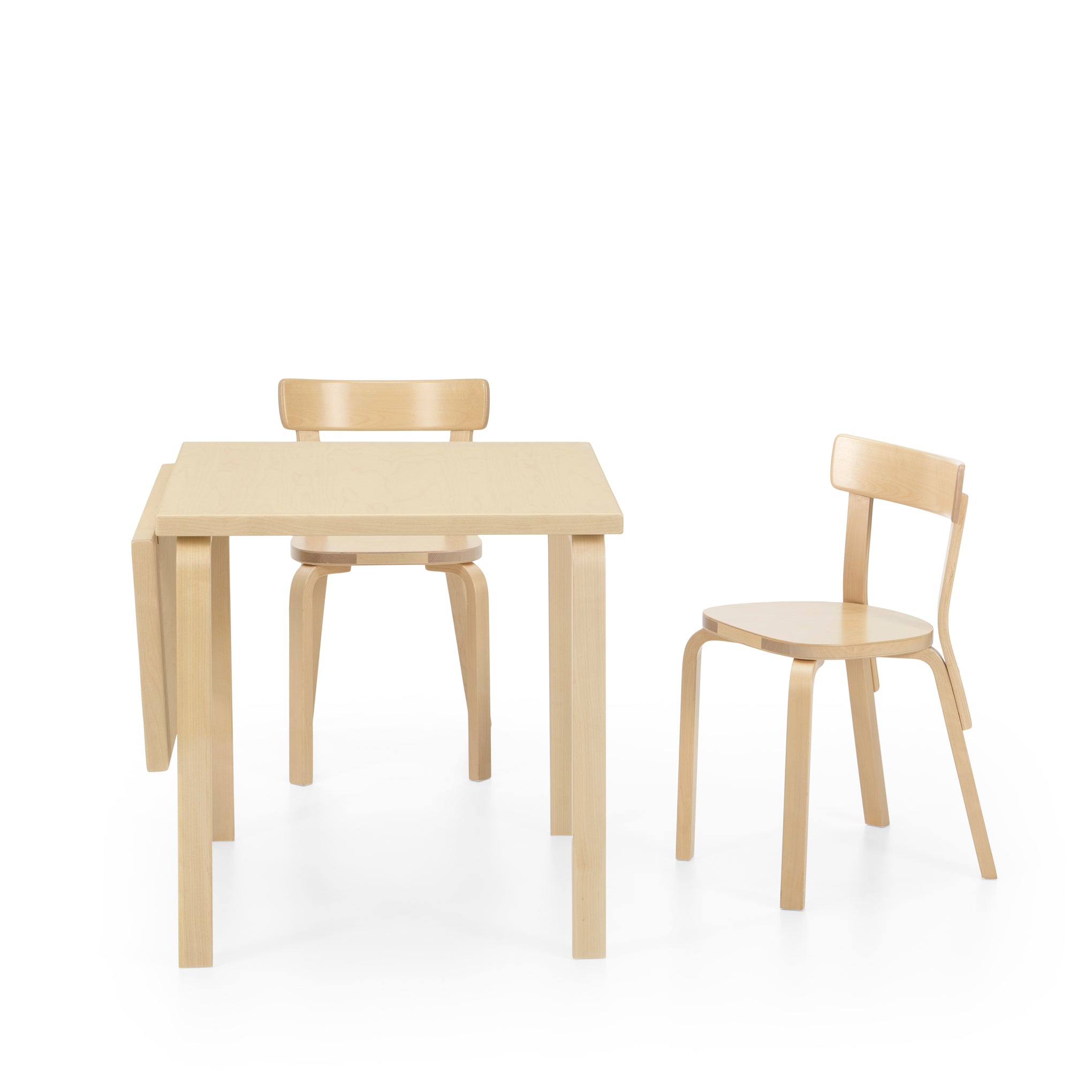 Artek Alvar Aalto Drop-Leaf Table - Birch – MoMA Design Store