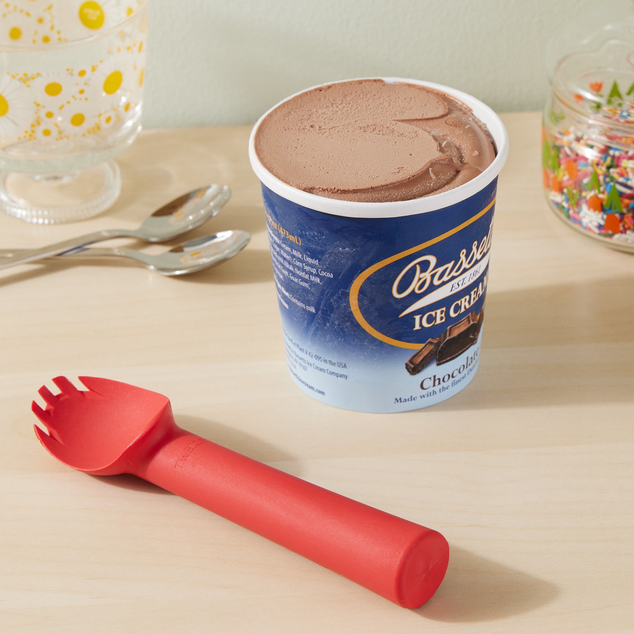 Toothed Ice Cream Scoop Red MoMA Design Store