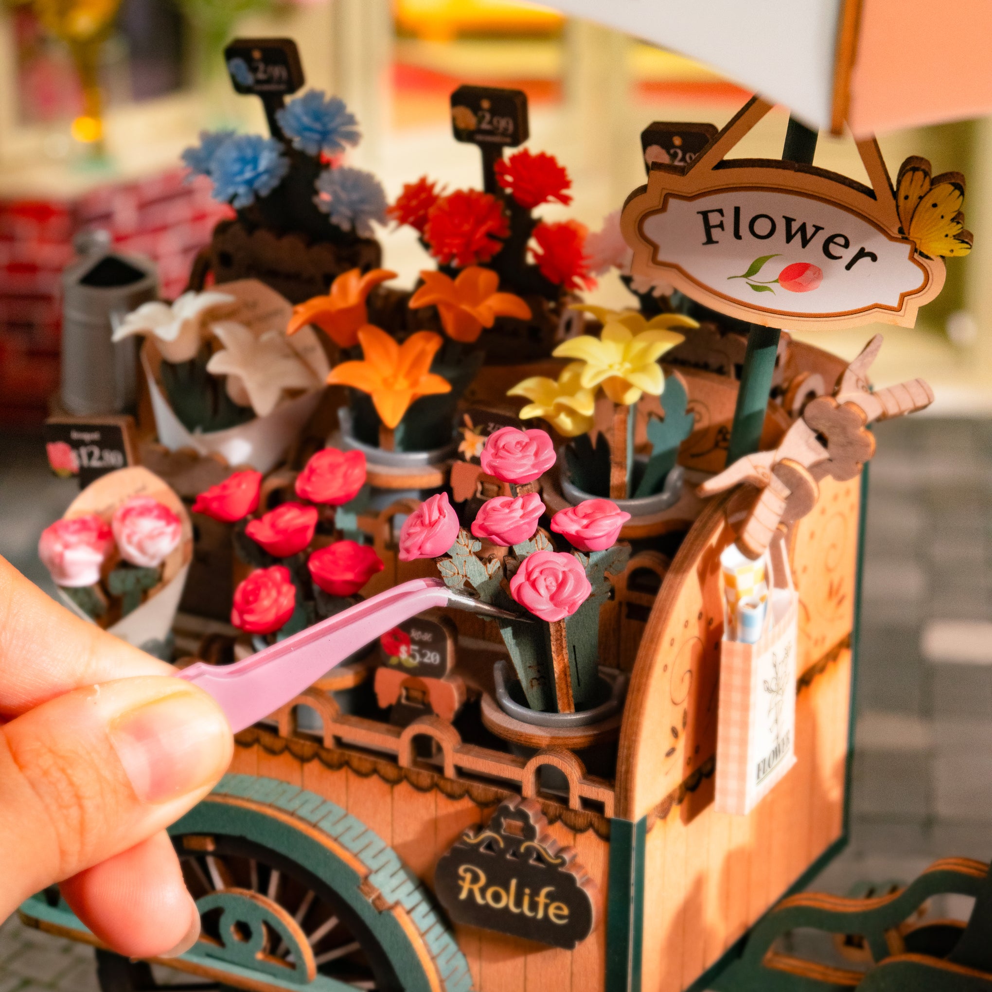Rolife DIY Blossom Cart 3D Puzzle – MoMA Design Store