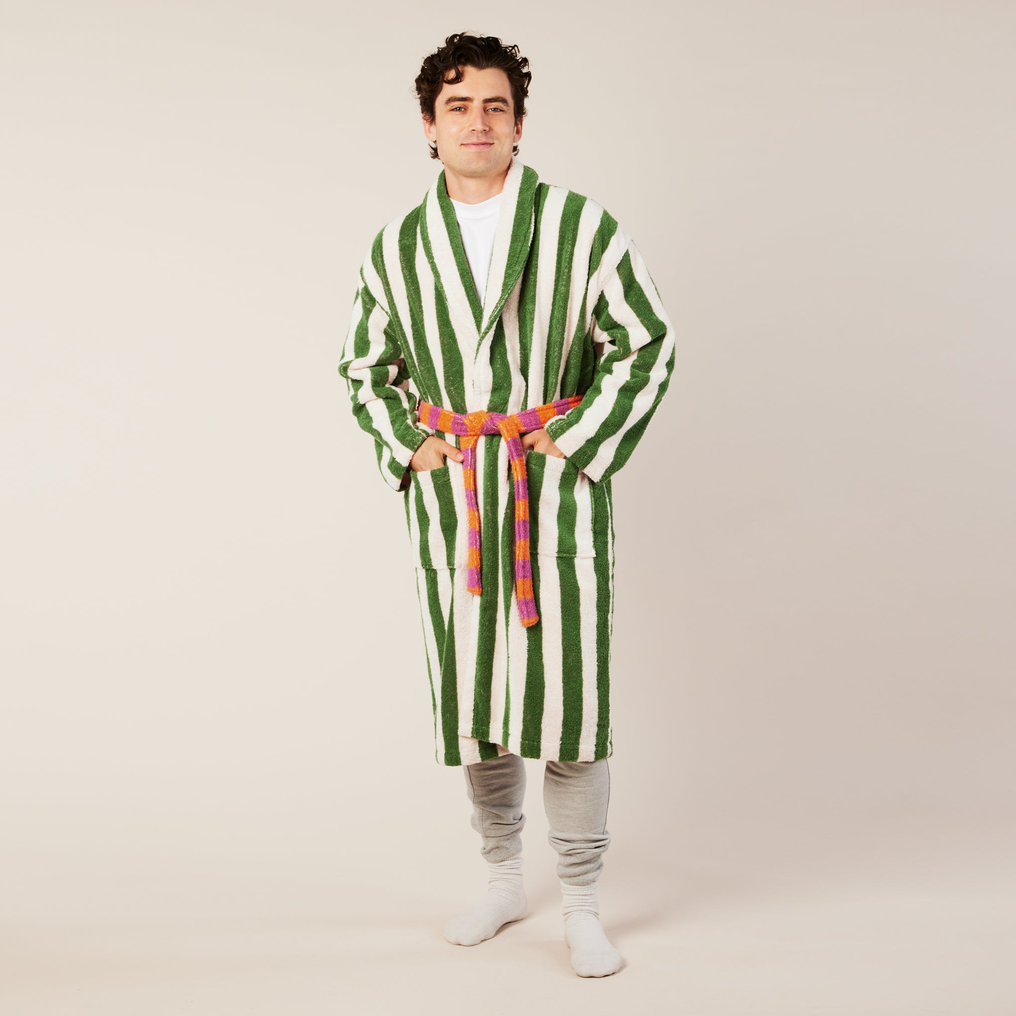 Dusen Dusen Striped Bathrobe - Green/ White – MoMA Design Store