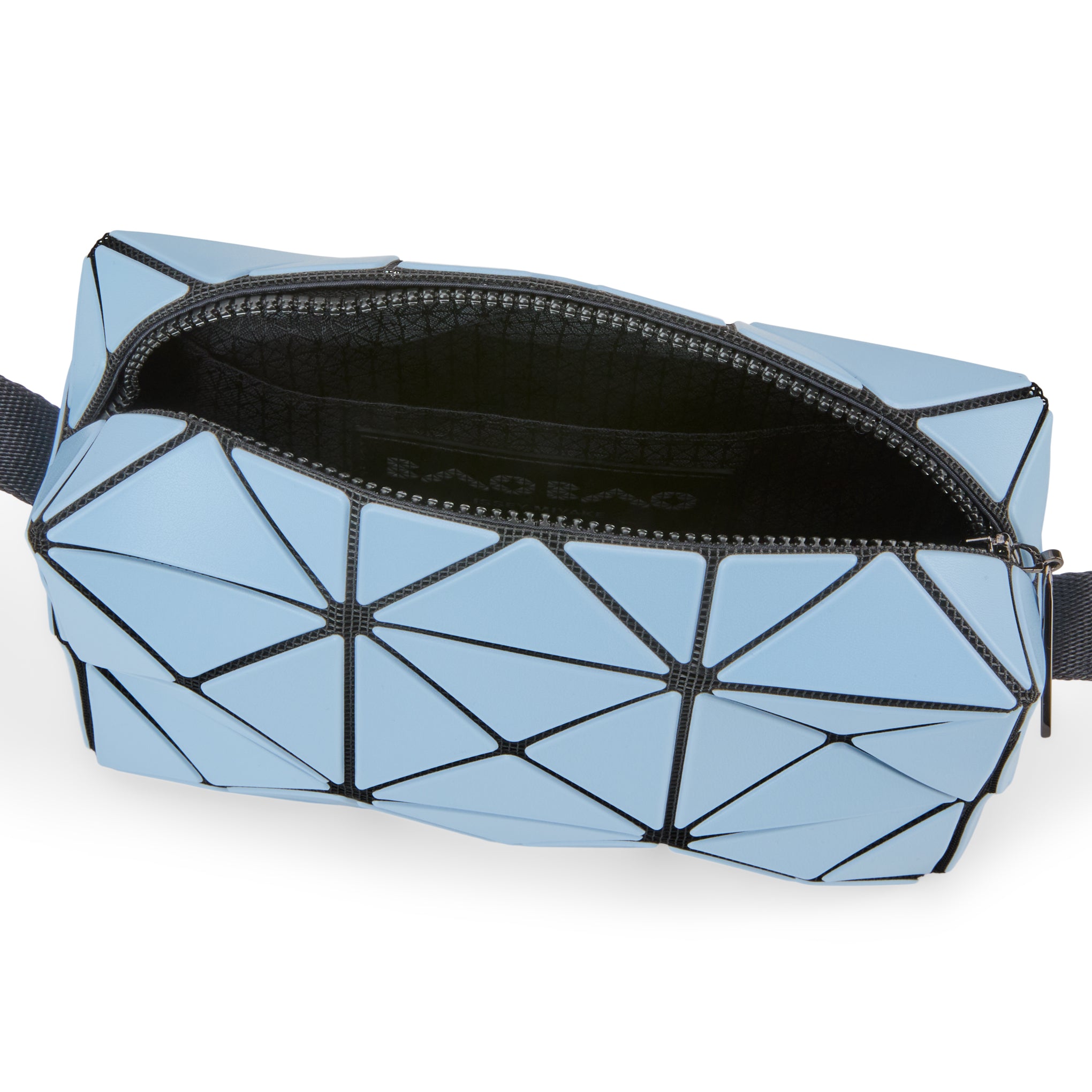 【未使用品】ISSEY MIYAKE BAO BAO キーホルダーライトブルー BAO BAO ISSEY MIYAKE Cuboid Crossbody Bag - Light Blue – MoMA