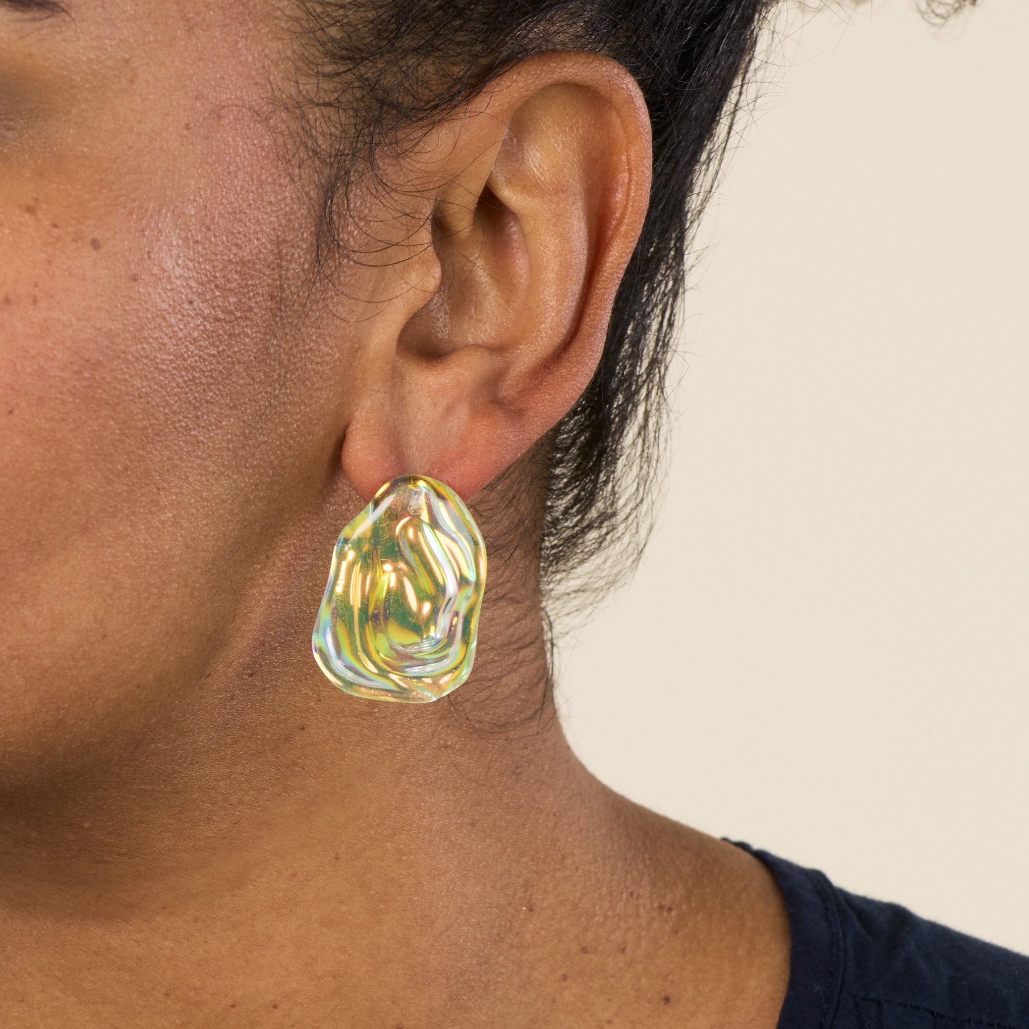 Julie Thévenot Ostra Glass Earrings – MoMA Design Store
